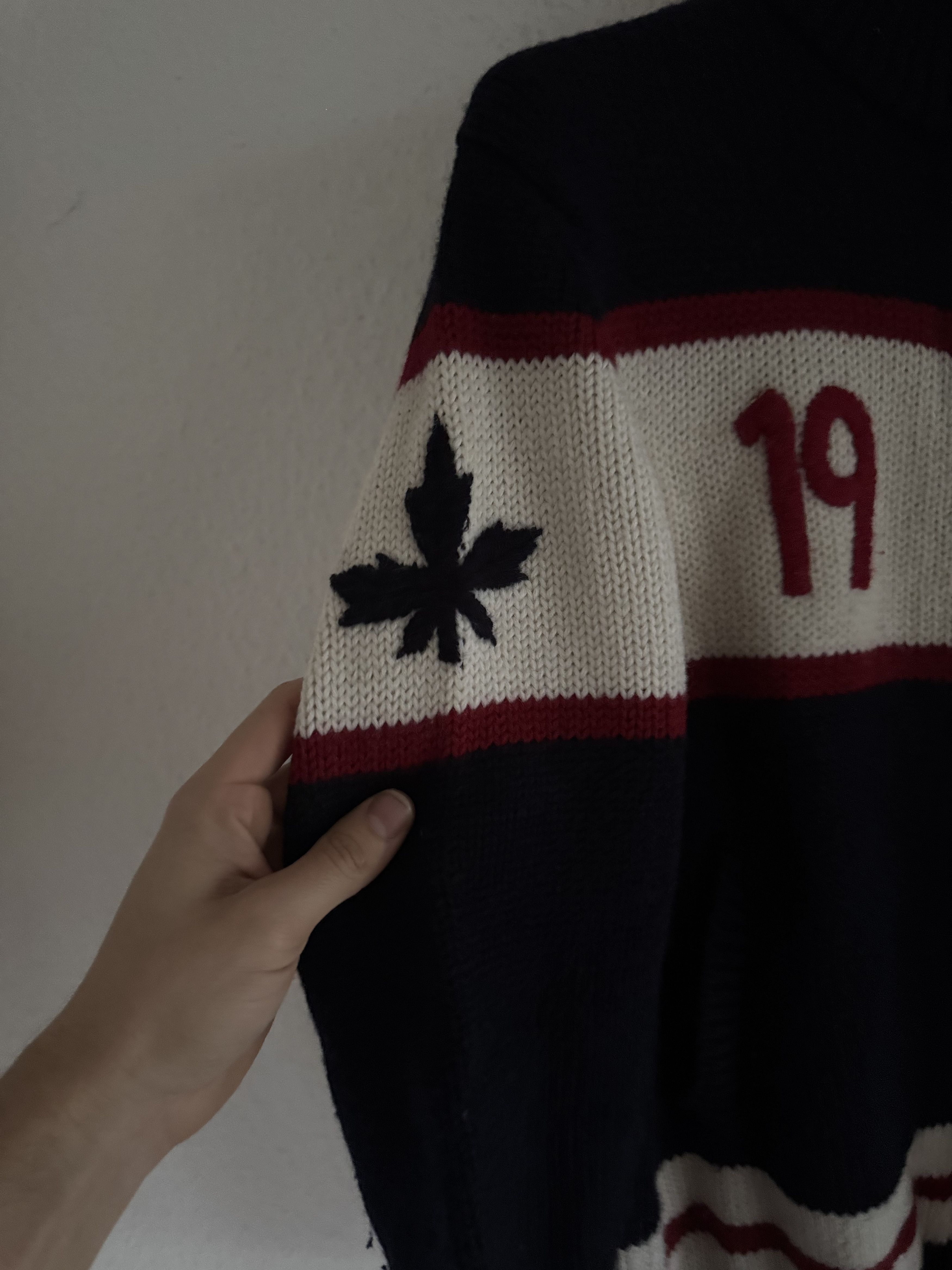 Dsquared2 FW10 Maple Leaf Knit Zip Jacket Size US L / EU 52-54 / 3 - 9 Thumbnail