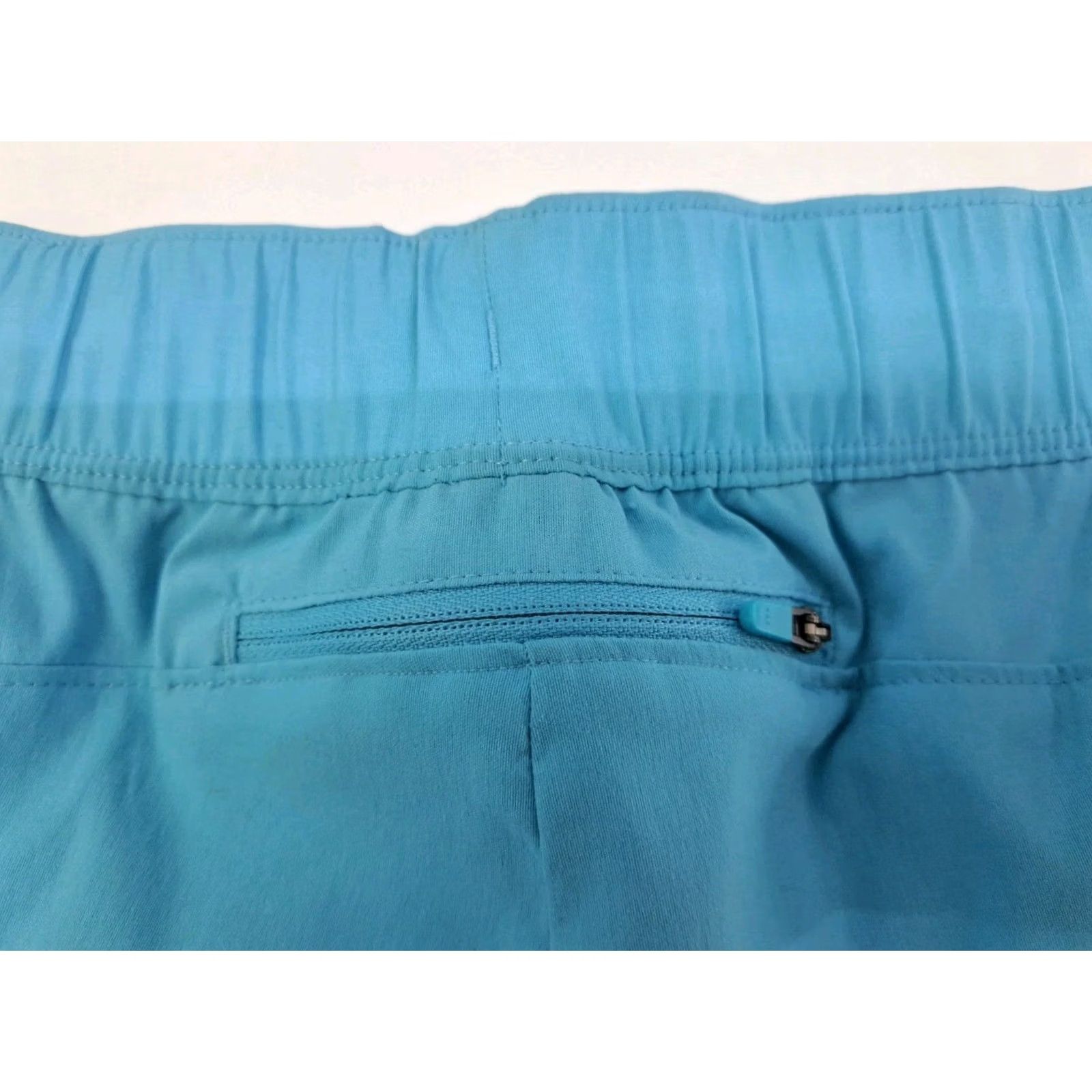 The North Face The North Face Womens Active Athletic Shorts Back Pckt Zip Lt Blue Large #7250 Size 36" / US 14 / IT 50 - 5 Thumbnail