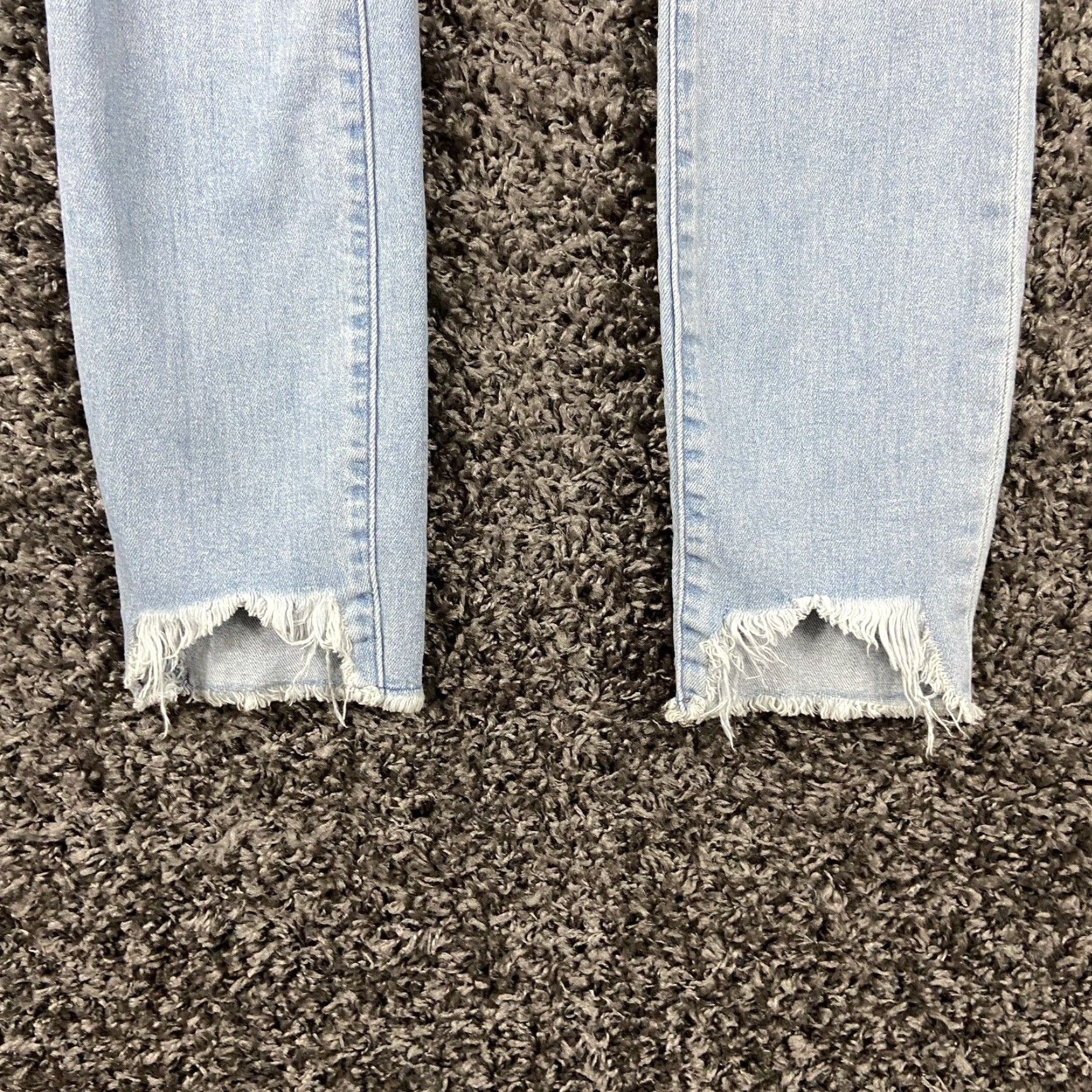 Abercrombie & Fitch Abercrombie & Fitch Simone Jeans Women 6 Blue High Rise Ankle Distressed Size 28" / US 6 / IT 42 - 2 Thumbnail