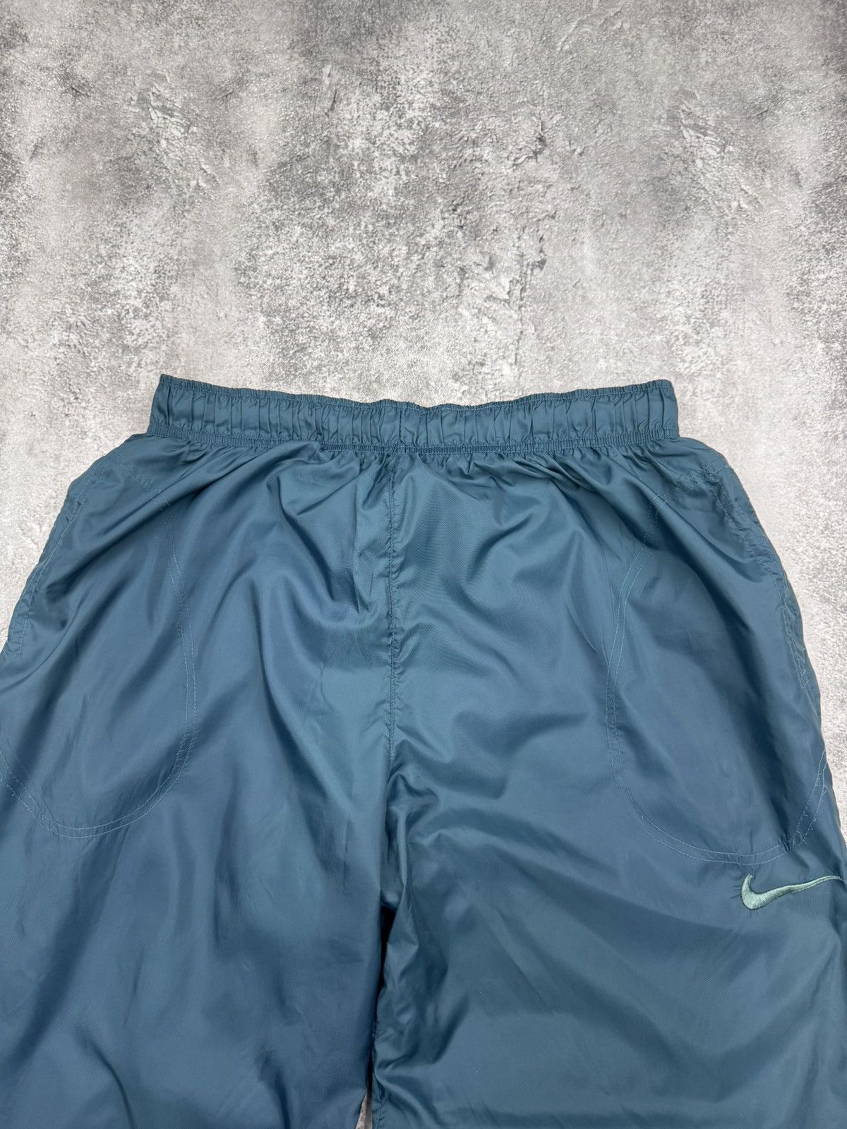 Nike Nike Men’s Track Pants Dark Green Nylon Size XL Size US 36 / EU 52 - 3 Thumbnail