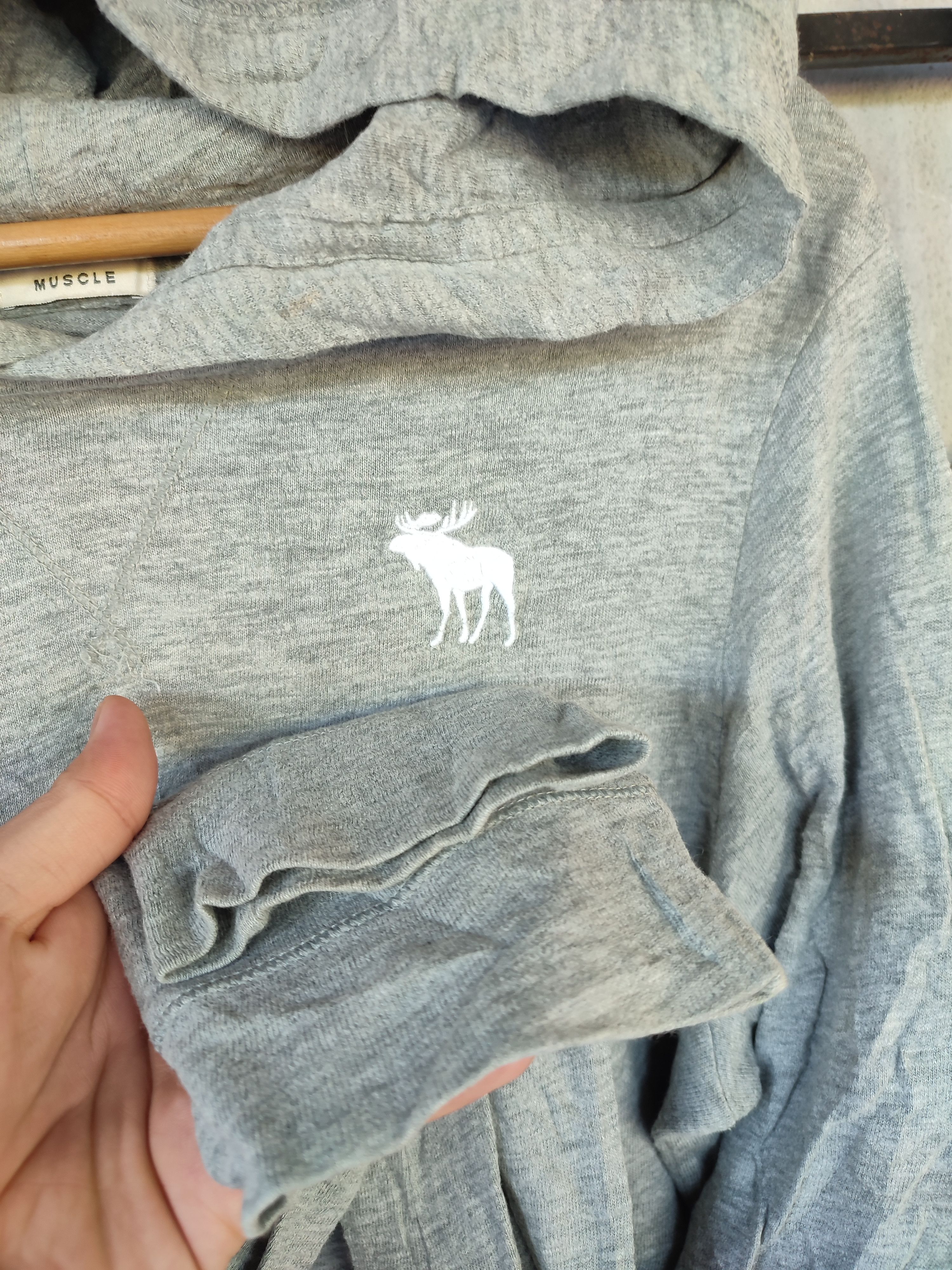 Abercrombie & Fitch Vintage Abercrombie and Fitch Embroidery Hoodies Size US S / EU 44-46 / 1 - 3 Thumbnail