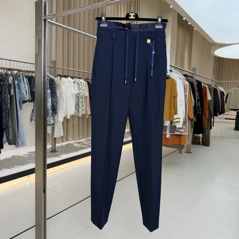 Louis Vuitton Louis Vuitton size s Navy Blue Wool Pants Size US 28 / EU 44 - 1 Thumbnail