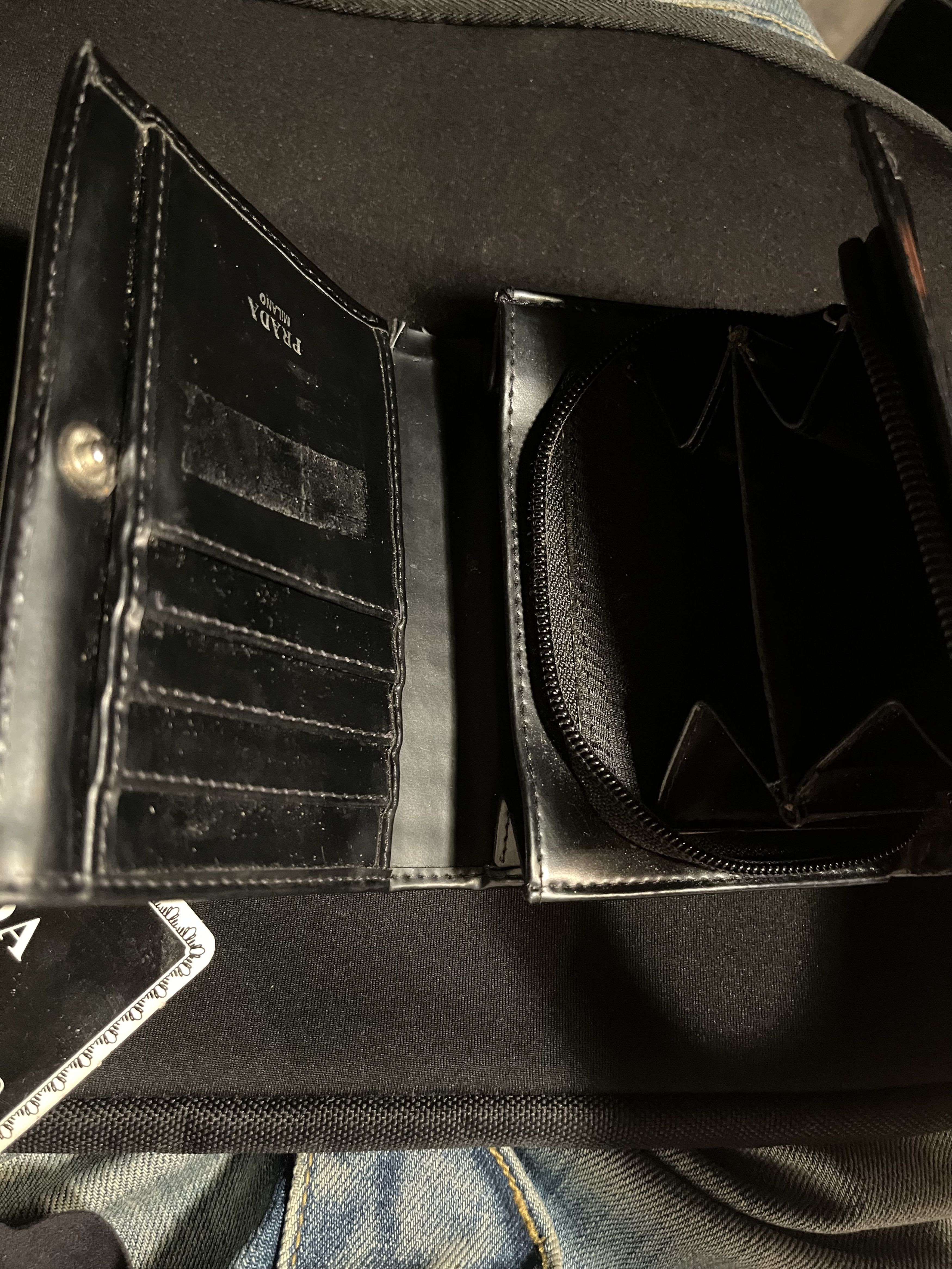 Prada Prada Milano 1990 Vinyl Tri-Fold wallet black Size ONE SIZE - 6 Thumbnail