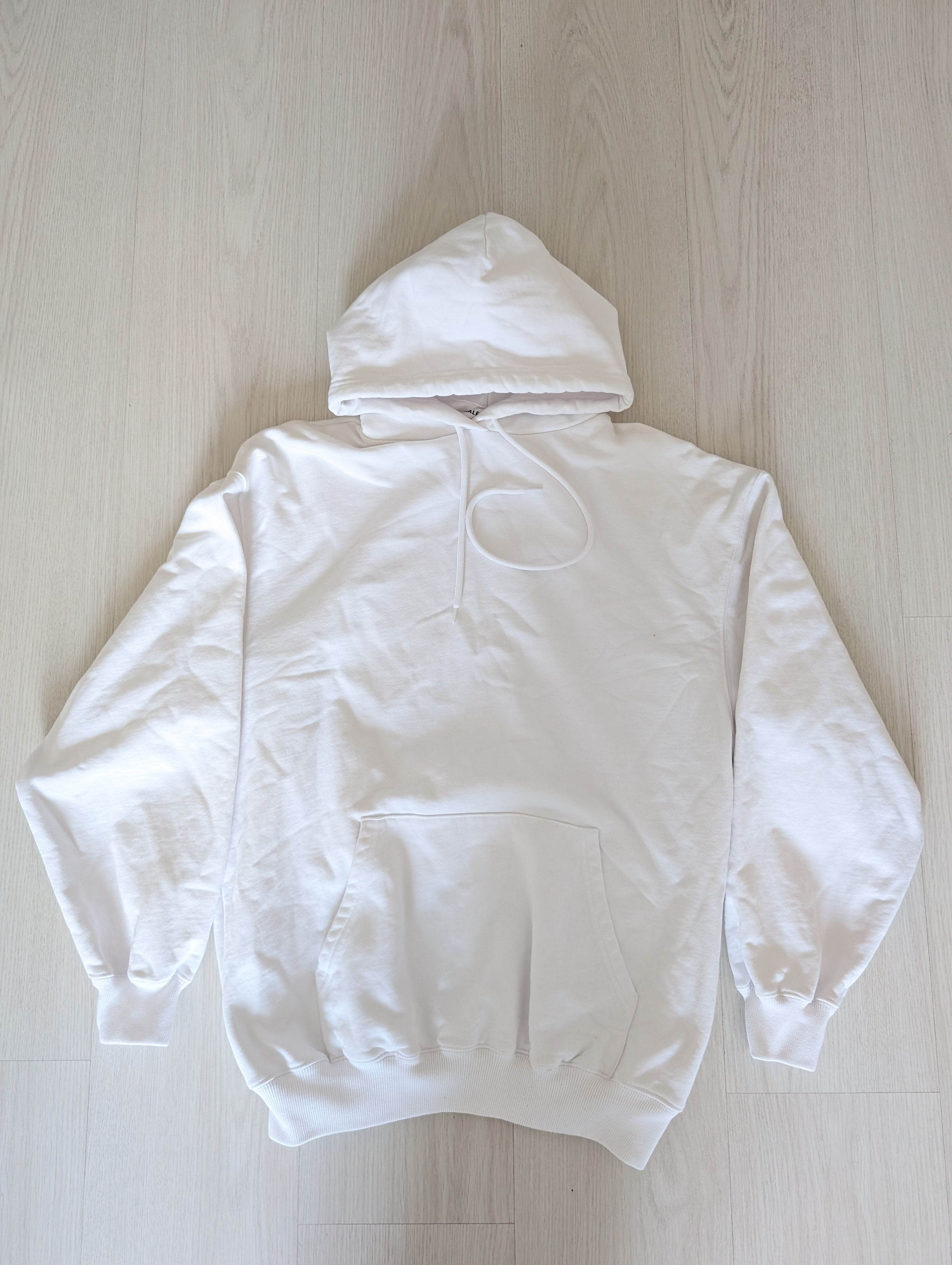 Balenciaga balenciaga back logo Size US S / EU 44-46 / 1 - 2 Thumbnail