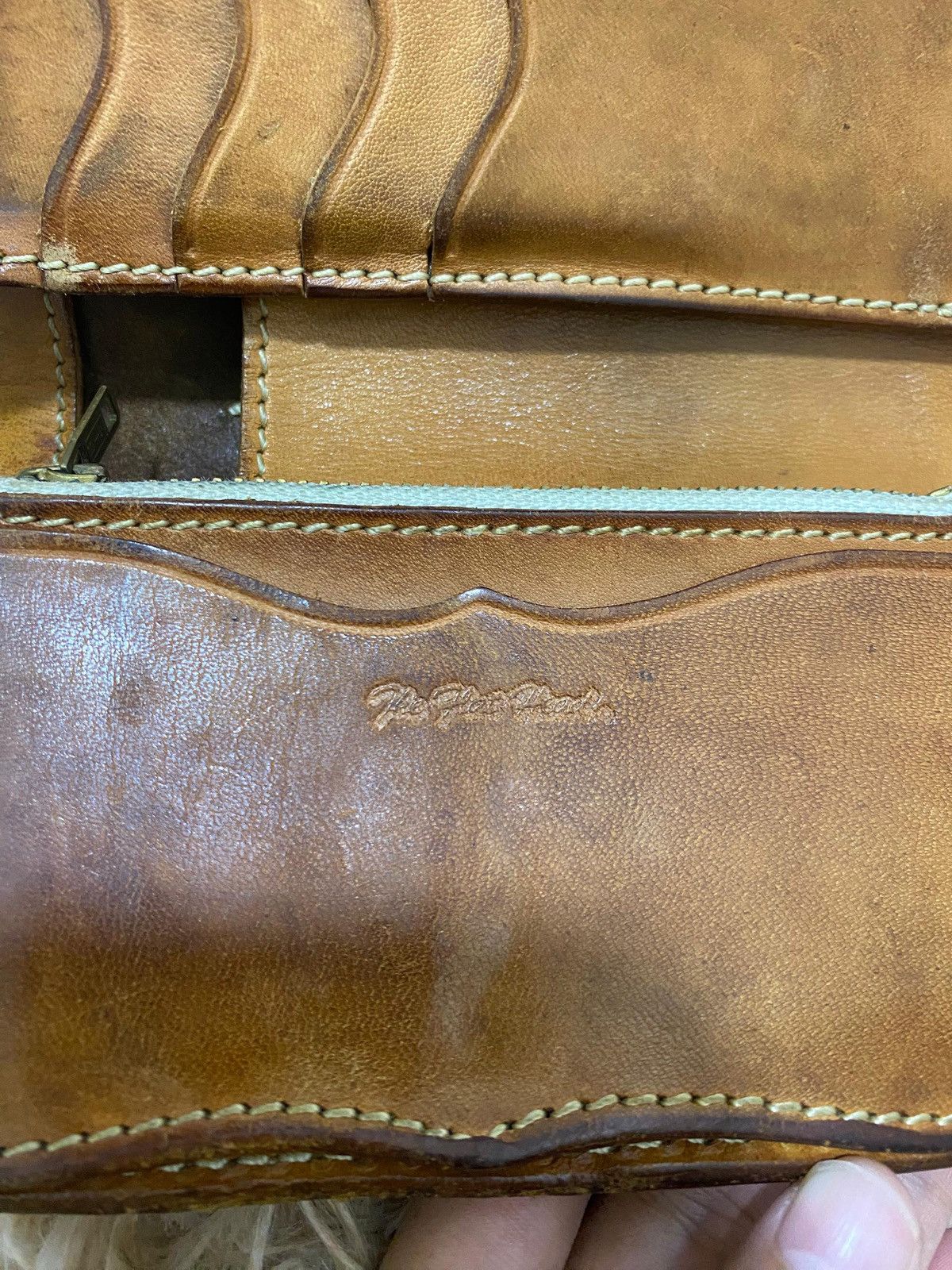 The Flat Head The Flat Head Leather Wallet – Beautiful Patina Aging Size ONE SIZE - 7 Thumbnail