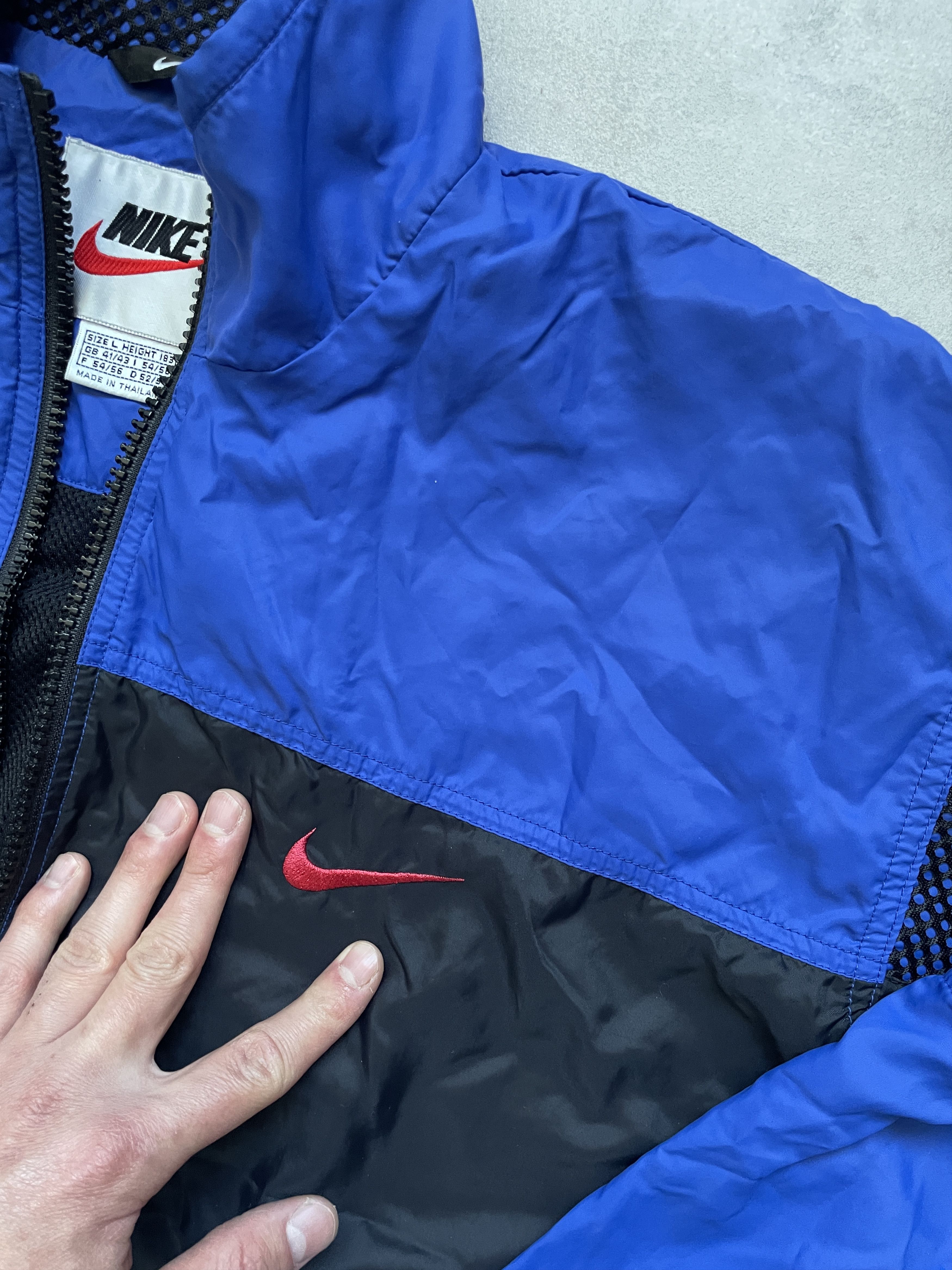 Nike × Vintage VINTAGE 90S NIKE BLUE BLOKECORE WINDRUNNER Size US XL / EU 56 / 4 - 4 Thumbnail
