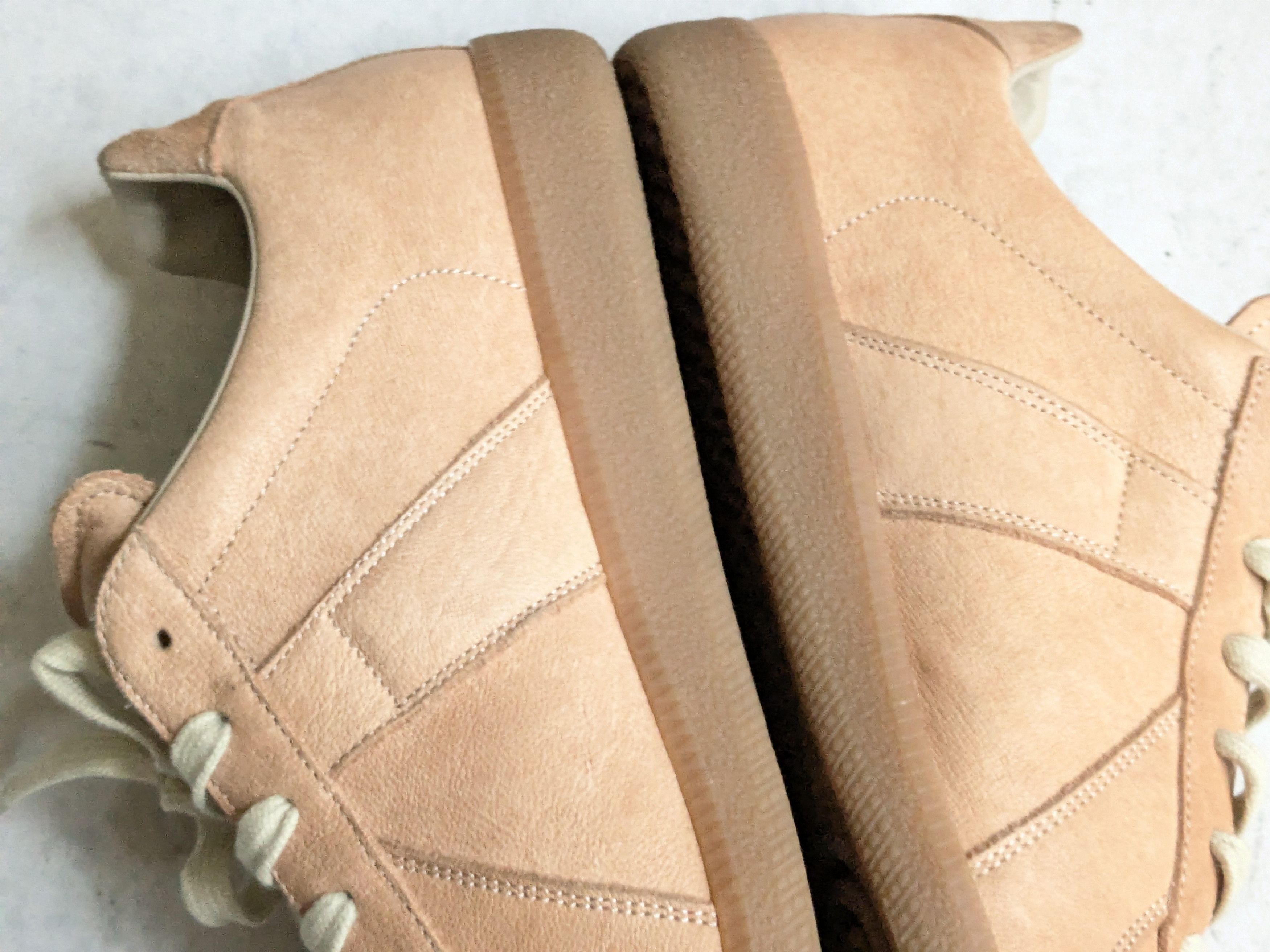 Maison Margiela Maison Margiela Replica GAT 11 44 Low Tops Beige Size US 11 / EU 44 - 13 Thumbnail