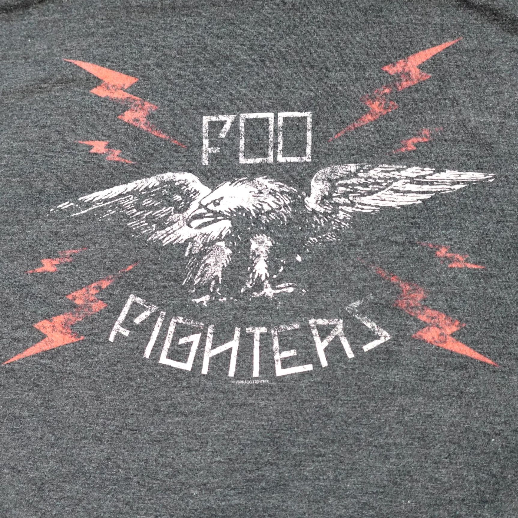 Vintage VINTAGE Foo Fighters Shirt L Men Gray 2008 Graphic Print Crew Neck Short Sleeve T-Shirt Foo Fighters Under Armour Project Rock Model The Rock Size US L / EU 52-54 / 3 - 2 Thumbnail