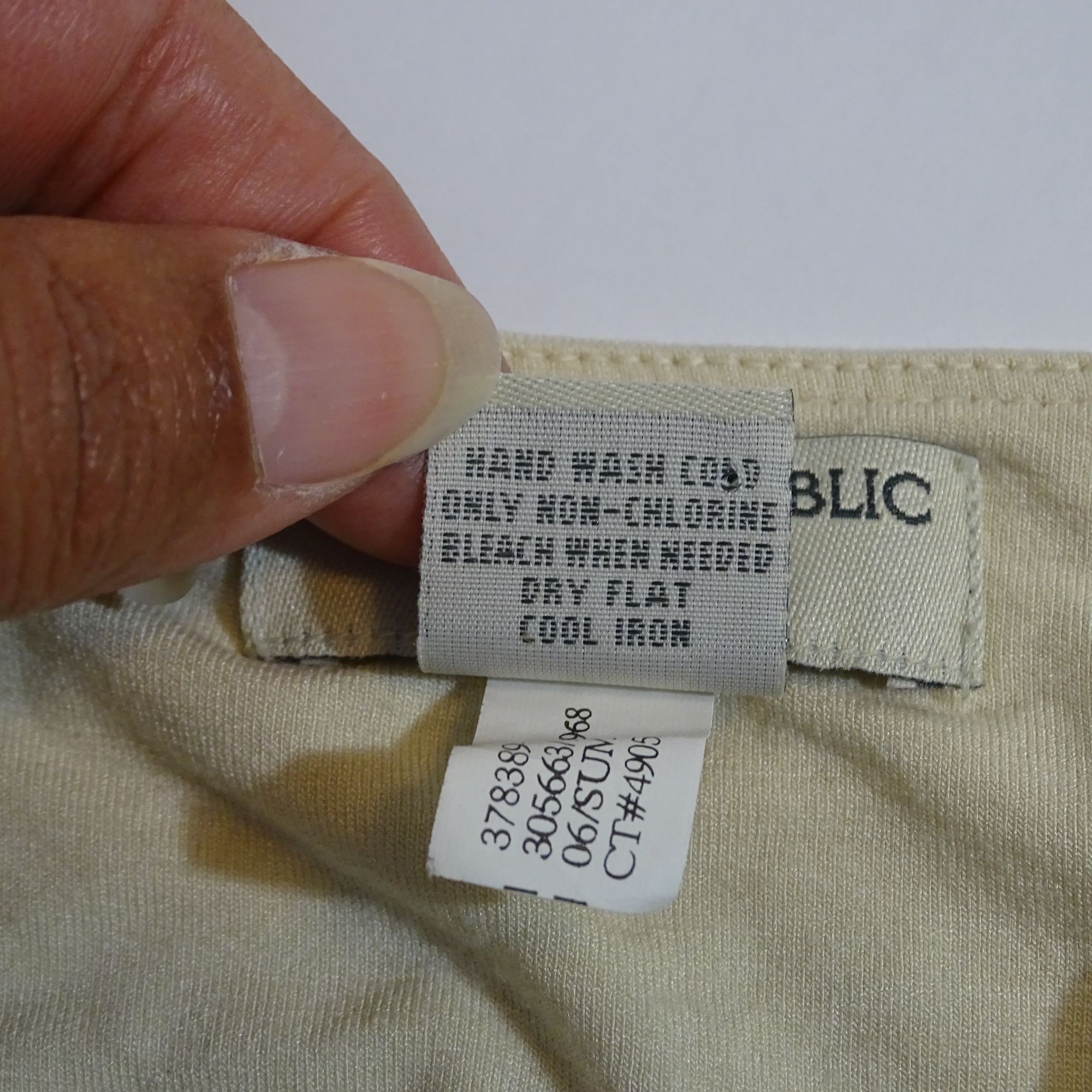 Banana Republic Banana Republic Women Beige Stretchy Camisole Tan Size M Size M / US 6-8 / IT 42-44 - 5 Thumbnail
