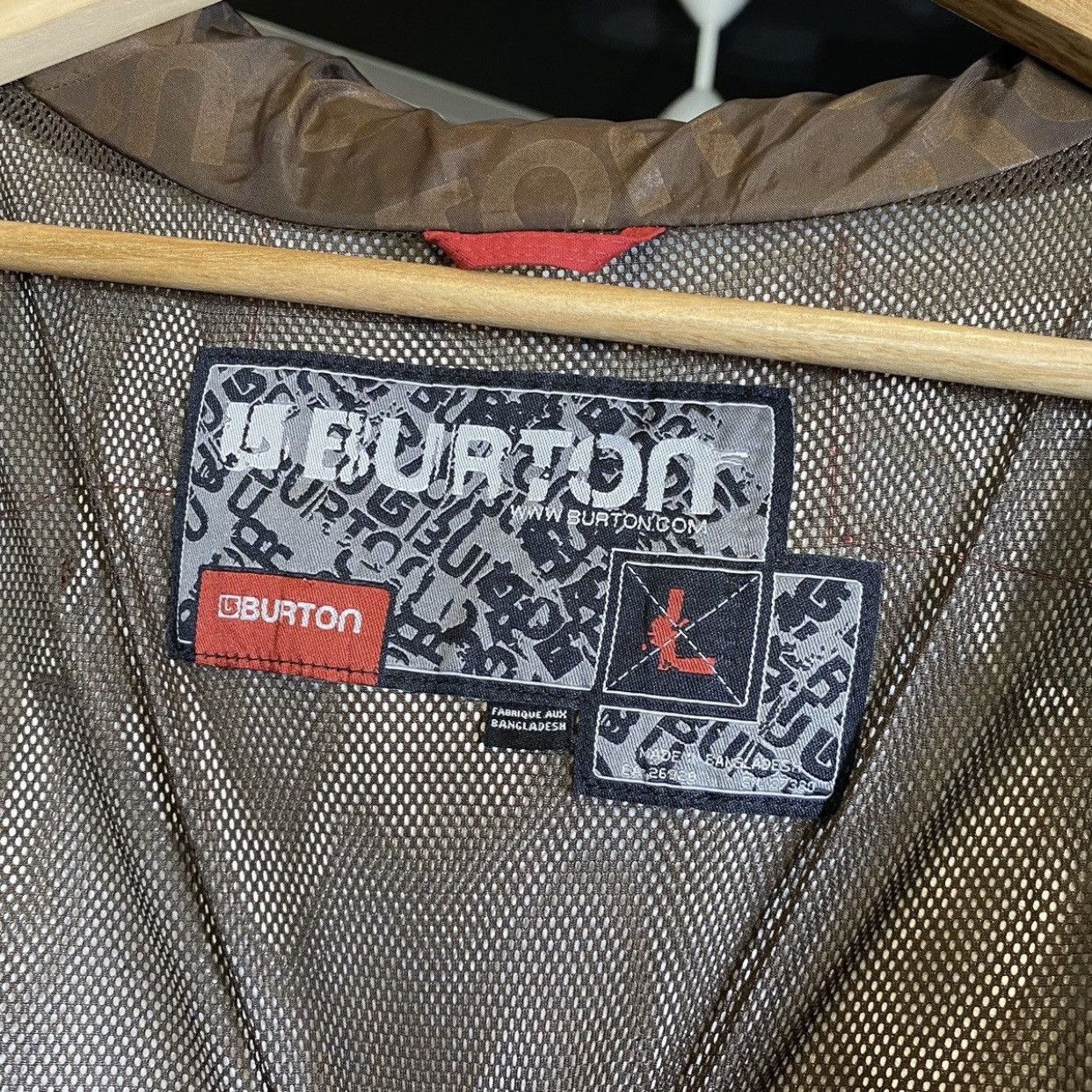 Burton Burton Ronin multi-pocket red snowboarding jackets Size US L / EU 52-54 / 3 - 20 Thumbnail