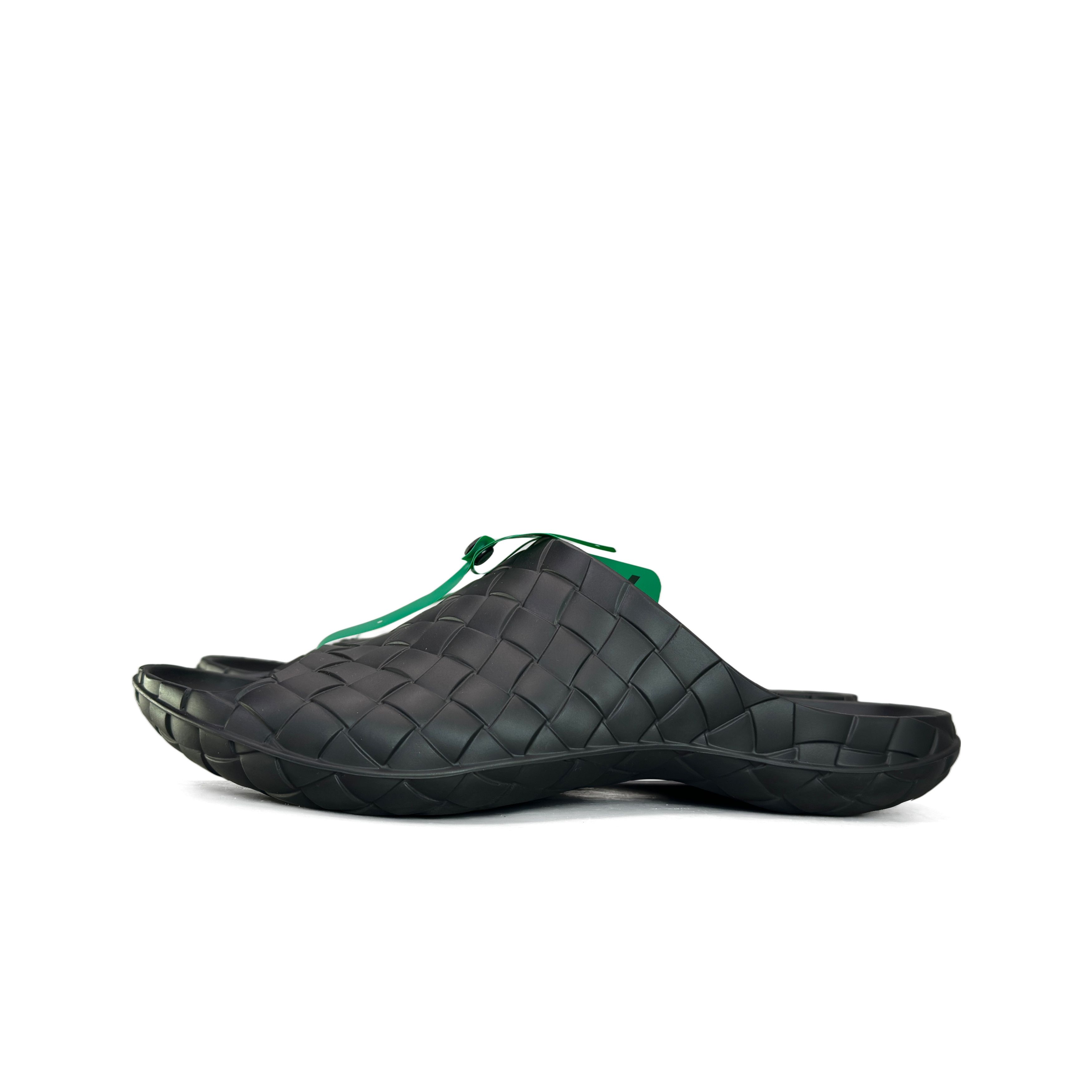Bottega Veneta Bottega Veneta Intrecciato Rubber Slides Size 43 Size US 10 / EU 43 - 1 Thumbnail