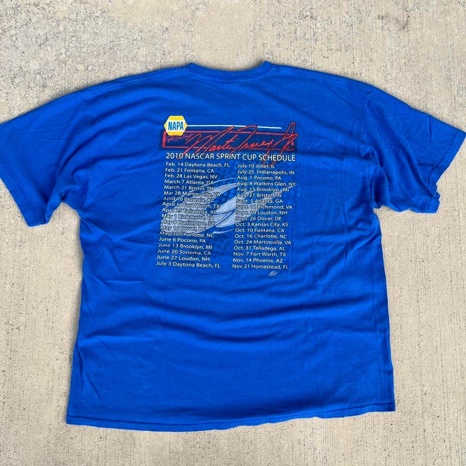 Gildan NASCAR Sprint Cup NAPA Racing Tour Dates Size US XL / EU 56 / 4 - 6 Thumbnail