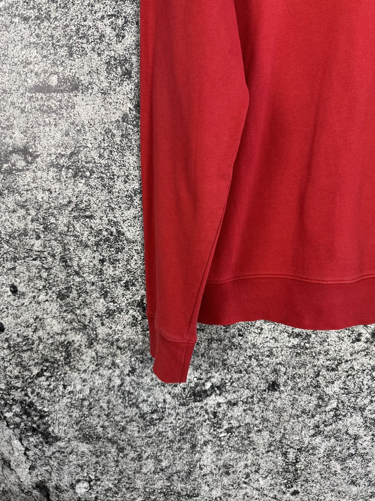 Carhartt Carhartt Hooded Sweat Hoodie Big Logo Vintage Y2K Size L Size US L / EU 52-54 / 3 - 13 Thumbnail