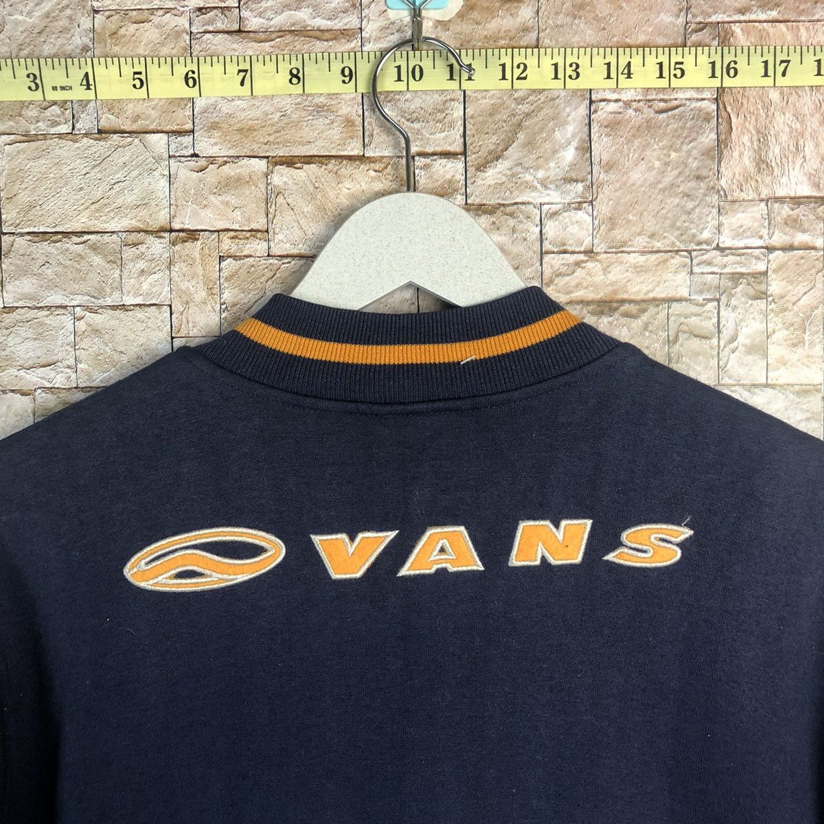 Vans Vans Dark Blue shirt #A180 Size US M / EU 48-50 / 2 - 13 Thumbnail