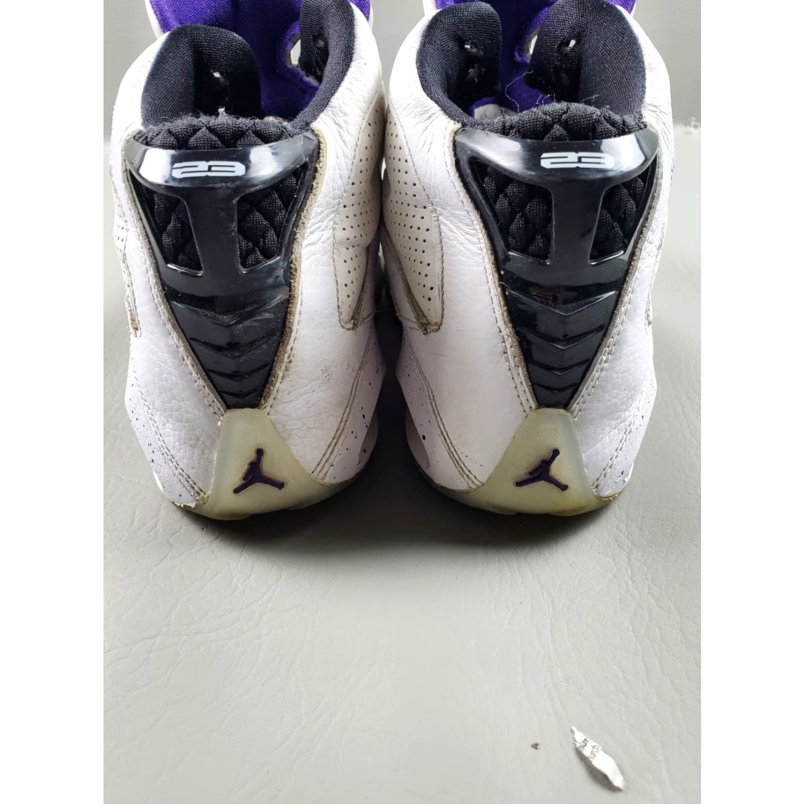 Jordan Brand Men's Nike Air Jordan B'Loyal "White Court Purple" Sneaker Sz 8 315317-114 Size US 8 / EU 41 - 4 Thumbnail