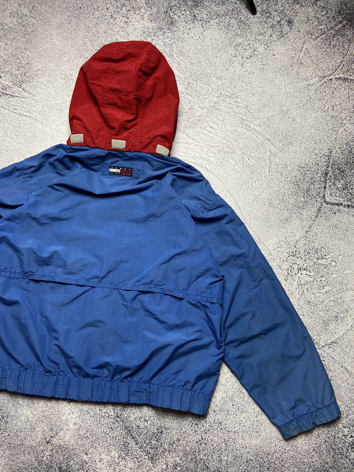 Tommy Hilfiger Vintage Tommy Hilfiger Jacket Street Style Rain Coat Design Size US S / EU 44-46 / 1 - 20 Thumbnail
