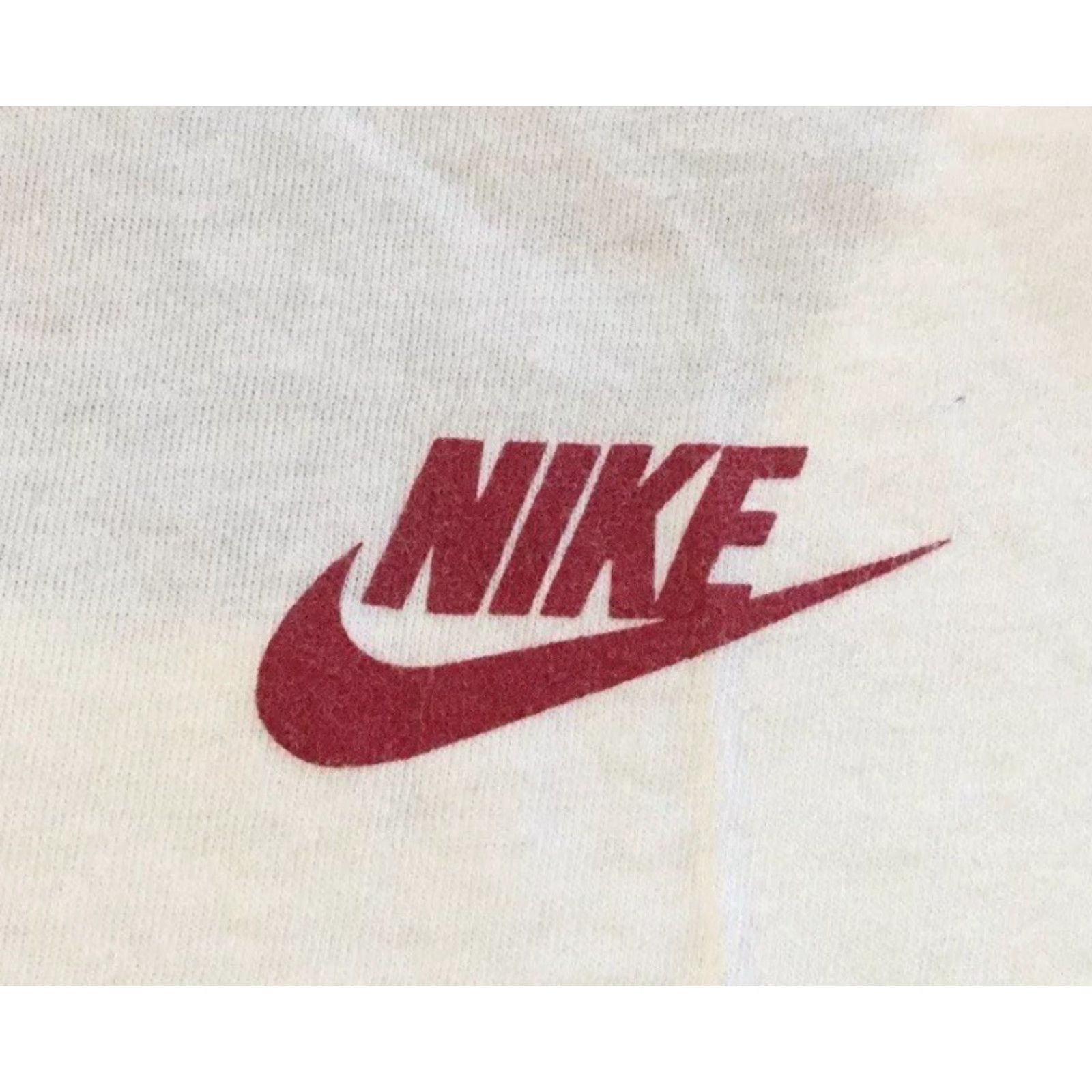 Nike VINTAGE Nike Michael Jordan Tank Top Shirt M White Swoosh Grunge 90s Basketball USA Mens Size US M / EU 48-50 / 2 - 5 Thumbnail