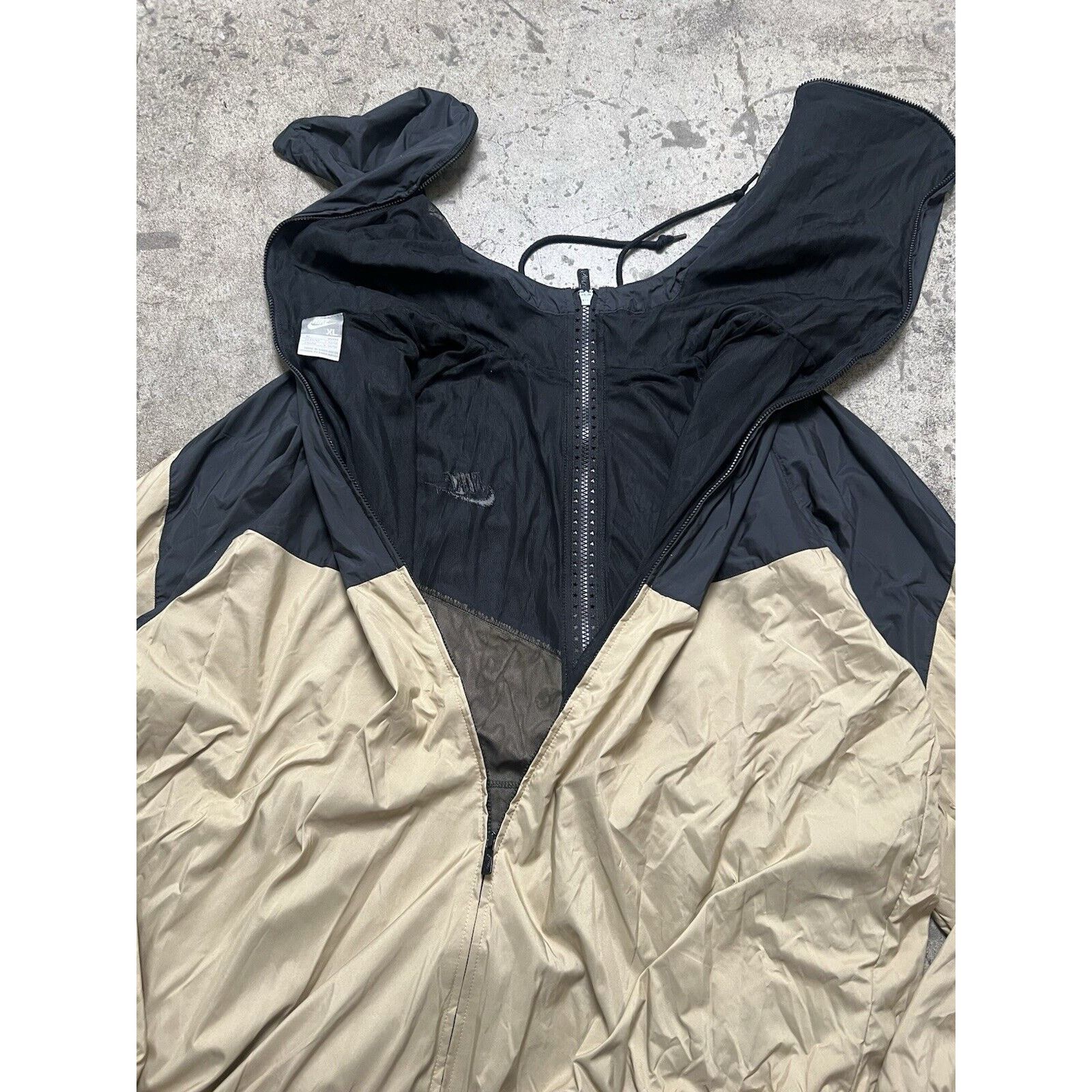 Nike Nike Mens Windbreaker Split Color block Tan Khaki Men’s XL Size US XL / EU 56 / 4 - 12 Thumbnail