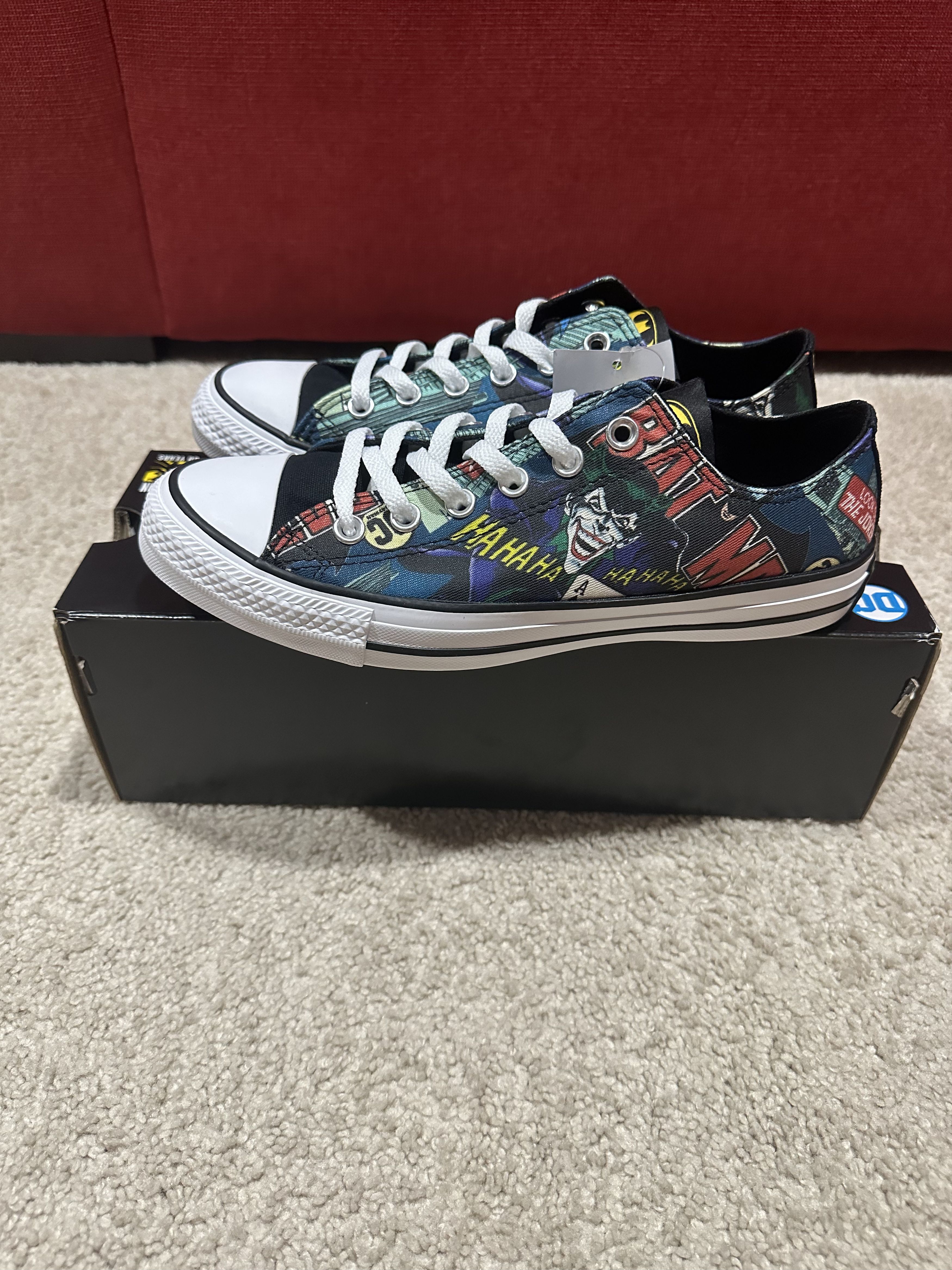 Converse Batman x Converse Chuck Taylor Low 80th Anniversary-Joker Size US 7 / EU 40 - 4 Thumbnail