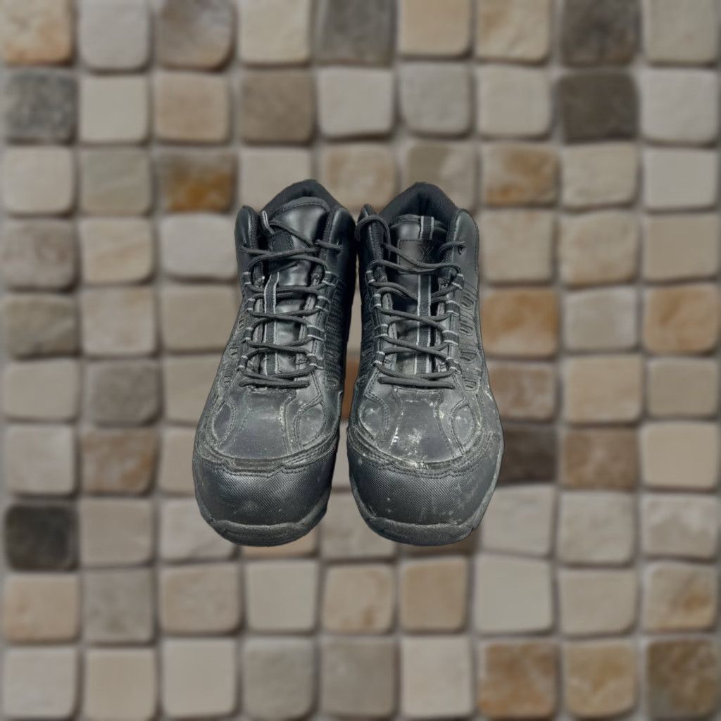 Vintage SR Max Boone Boot Mens 13 M Black Leather MaxTRAX Waterproof Steel Toe Work Boot Mens Footwear Size US 13 / EU 46 - 1 Thumbnail
