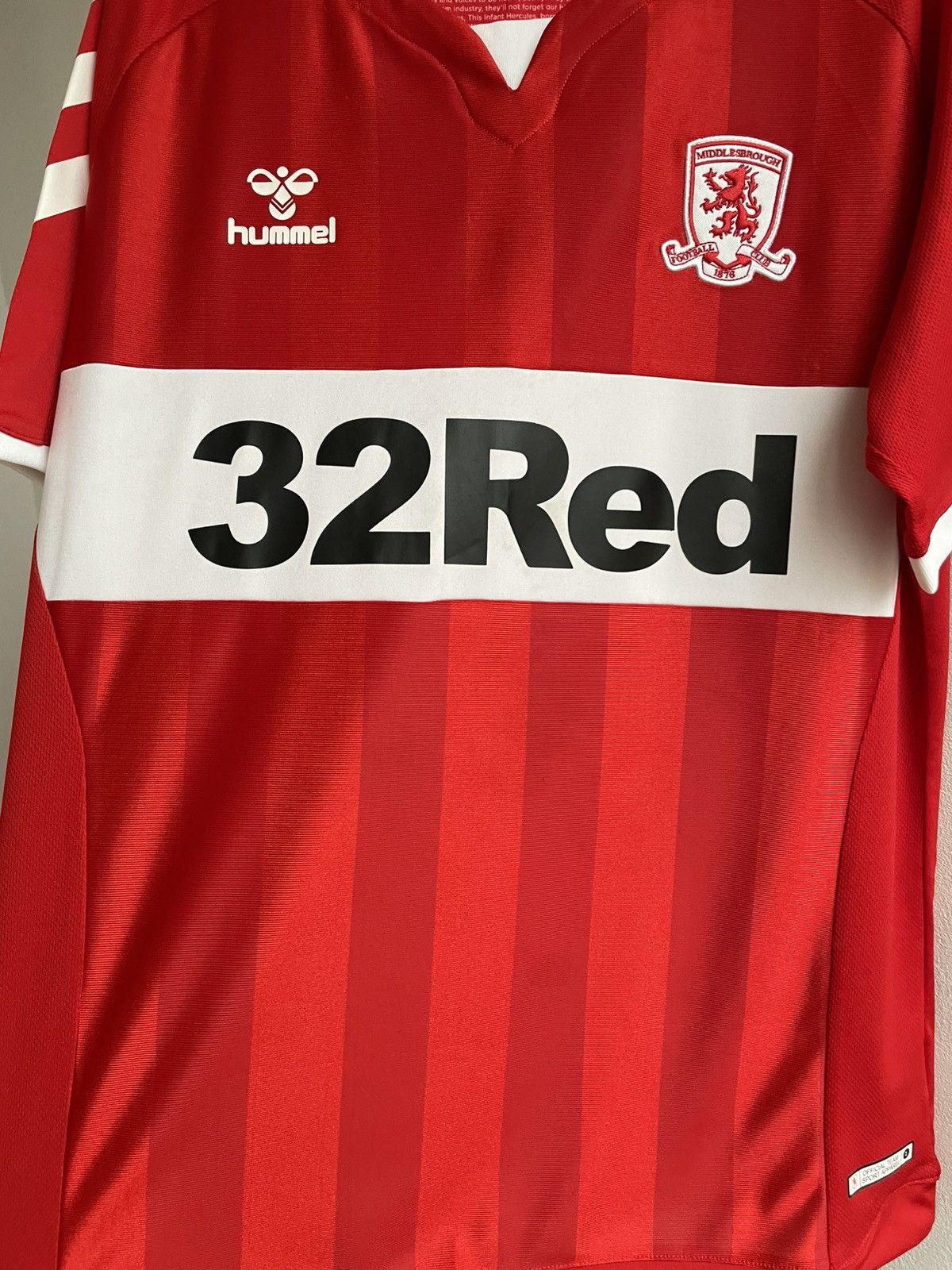 Hummel Middlesbrough 2018 2019 Home Football Shirt Soccer Jersey Size US L / EU 52-54 / 3 - 12 Thumbnail