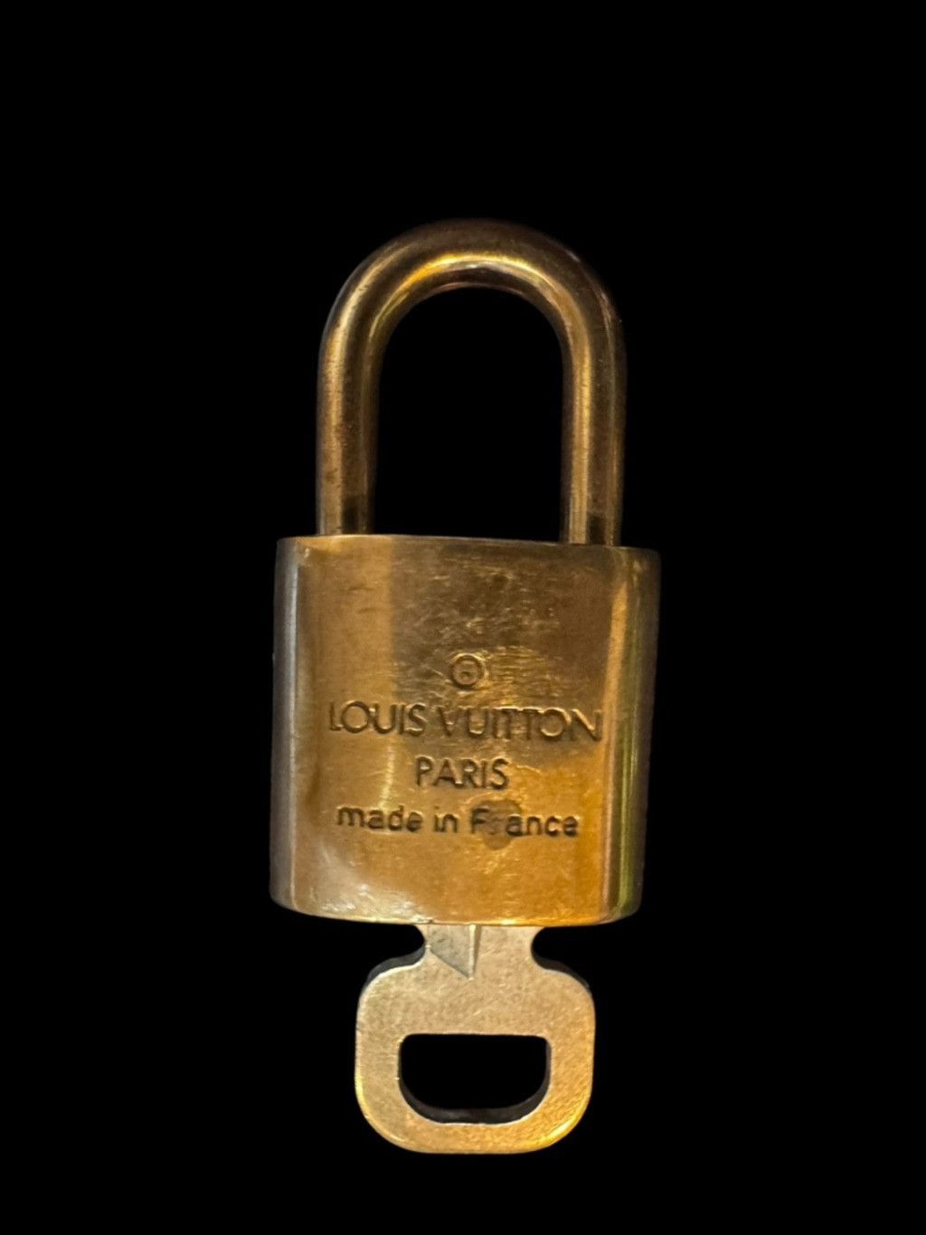 Louis Vuitton Louis Vuitton Brass Padlock Key #321 & COA Size ONE SIZE - 6 Thumbnail
