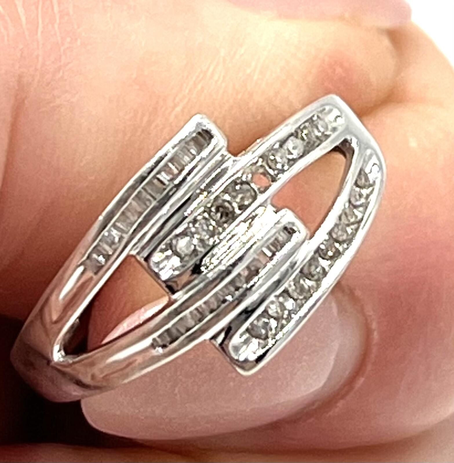 Other 10K White Gold Channel-Set Diamonds Bypass/Modern Ring Size ONE SIZE - 2 Thumbnail