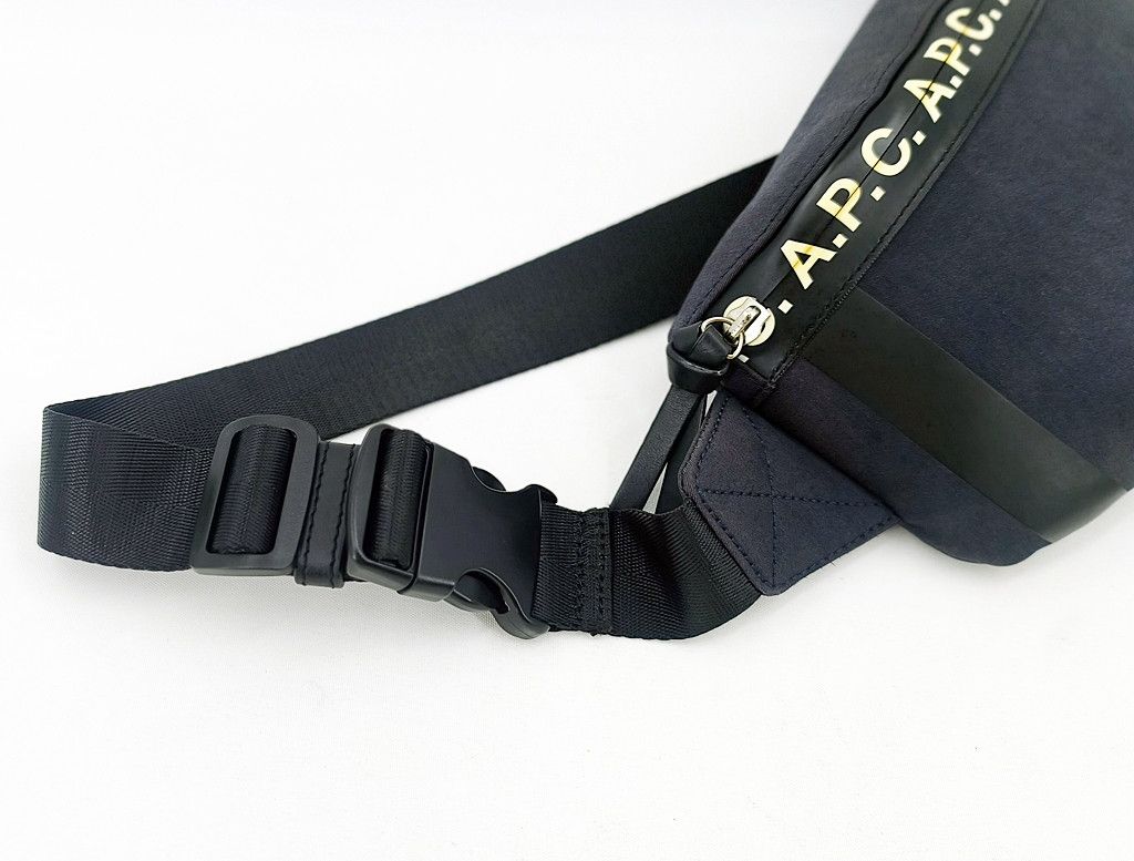 A.P.C. authentic A.P.C. repeat wording waist pouch bum bag Size ONE SIZE - 4 Thumbnail
