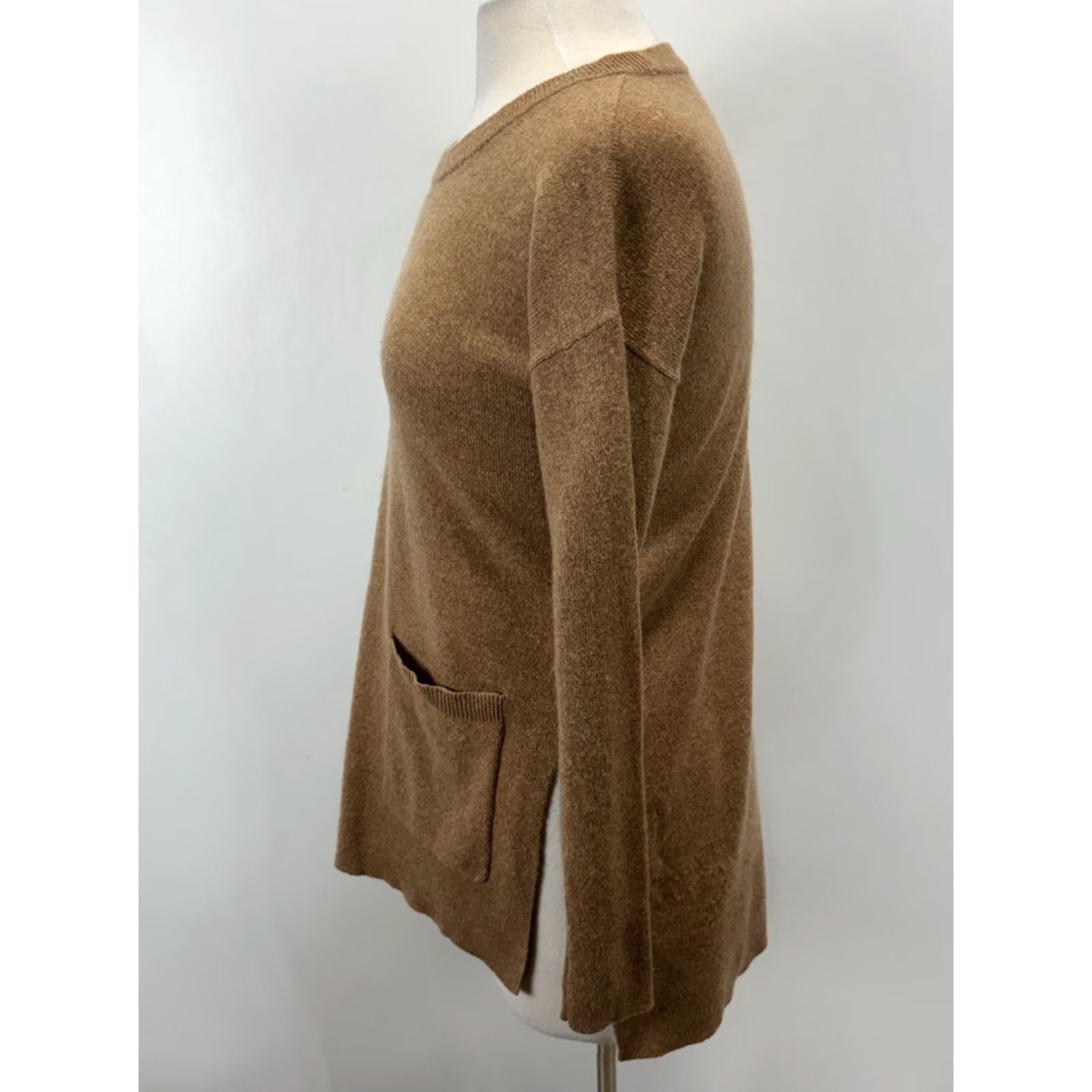 Madewell MADewell 100% Cashmere Tunic Sweater XS Brown Camel Pockets Women Size XS / US 0-2 / IT 36-38 - 2 Thumbnail