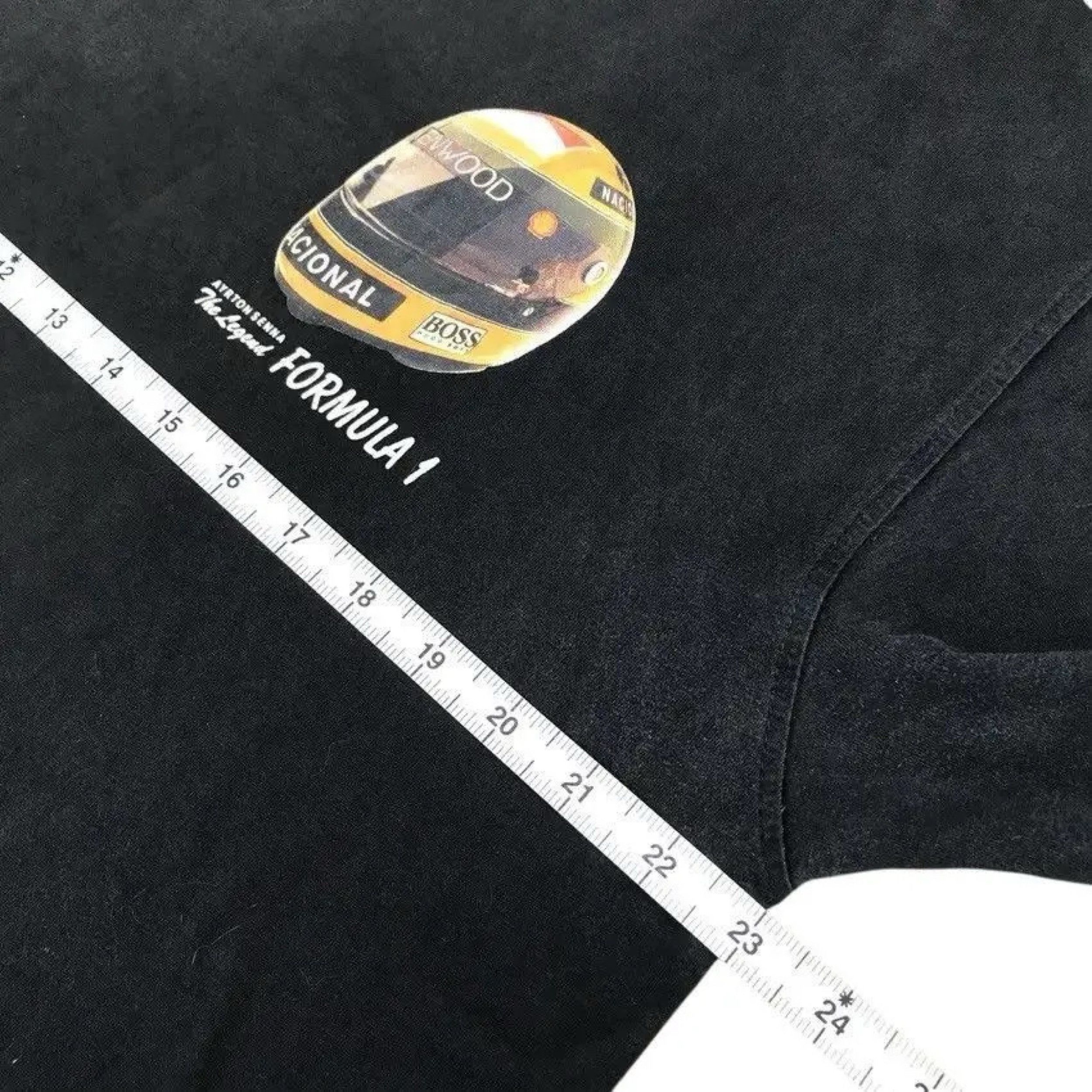 Vintage Vintage Ayrton Senna F1 Grand Prix The Legend T-Shirt Size US XL / EU 56 / 4 - 7 Thumbnail