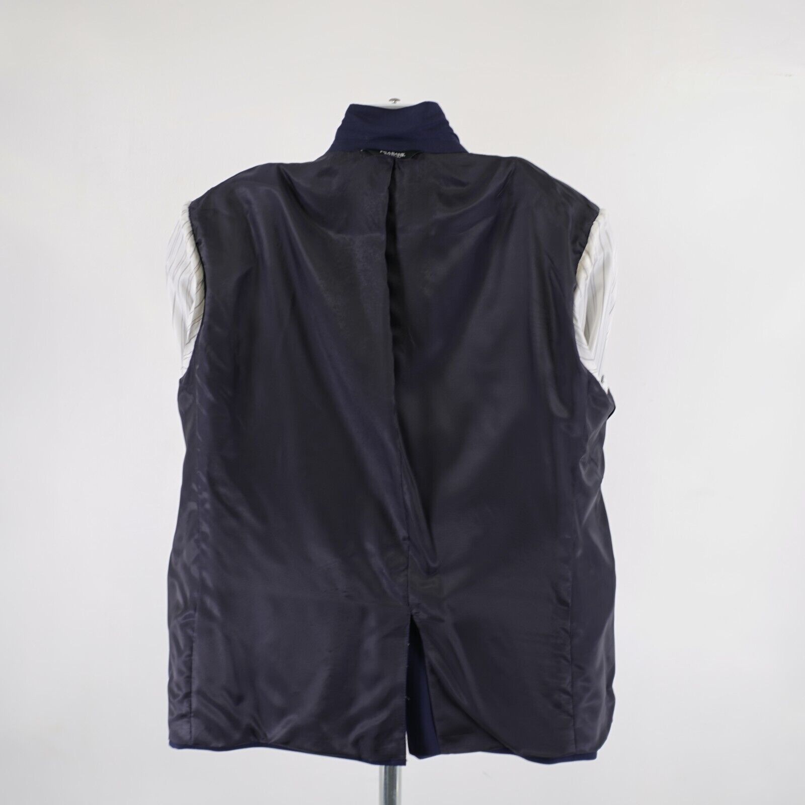 Jos. A. Bank Jos A Bank Signature Wool Blue 2 Gold Button Blazer 46R Tagg Size 46R - 12 Thumbnail