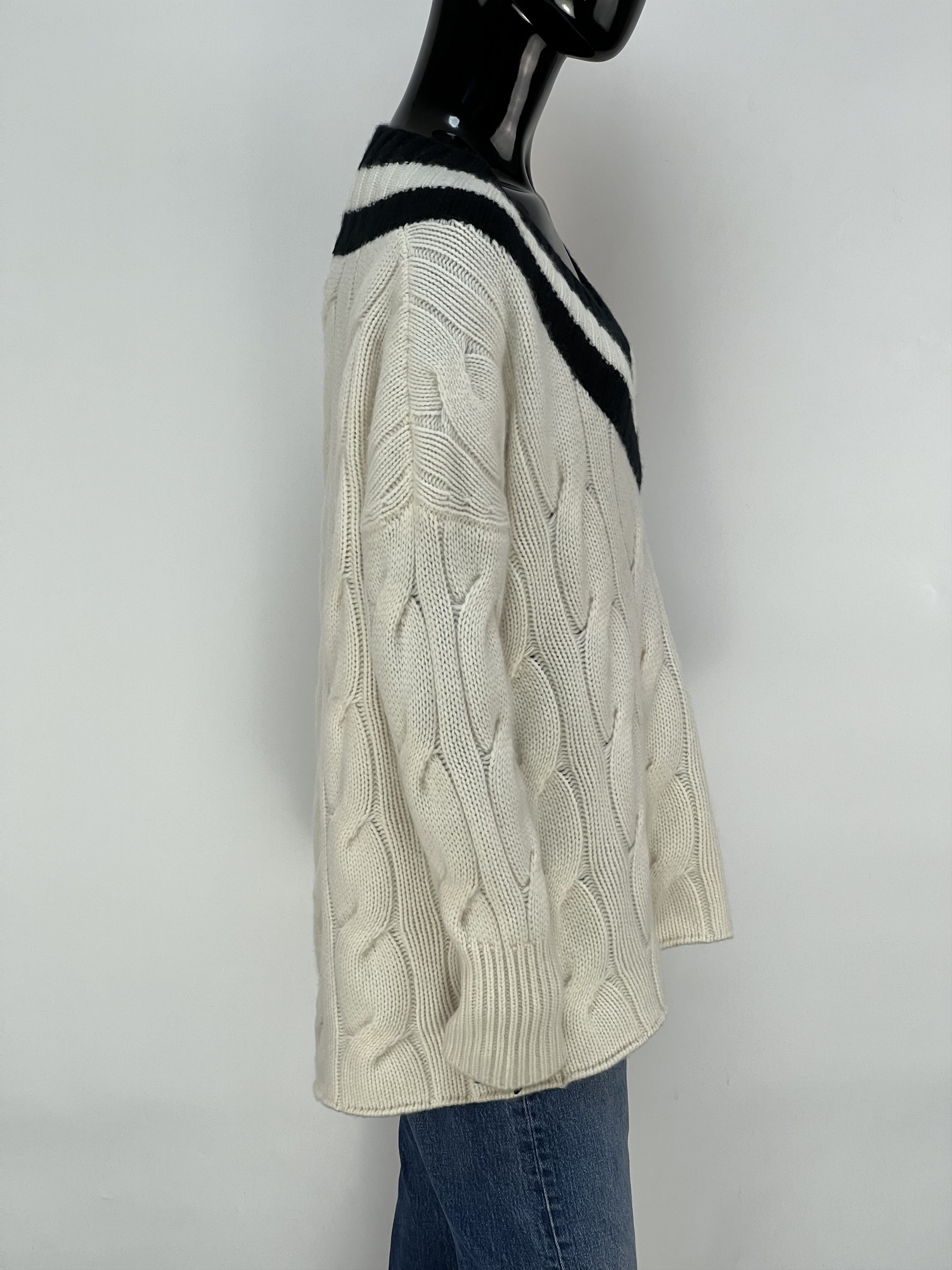 Autumn Cashmere Kujten 100% Cashmere Cable Knit V-Neck Sweater Oversized Size M / US 6-8 / IT 42-44 - 3 Thumbnail