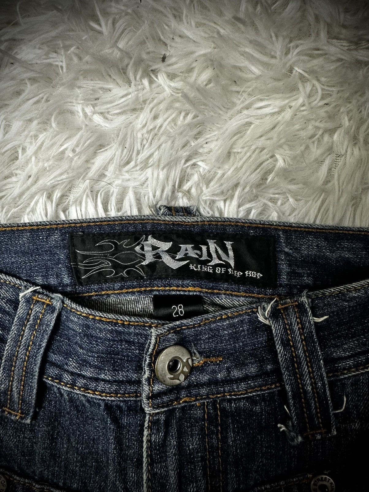 Japanese Brand 💥rare💥 japanese brand RAIN bondage flare cargo jeans Size US 30 / EU 46 - 4 Thumbnail