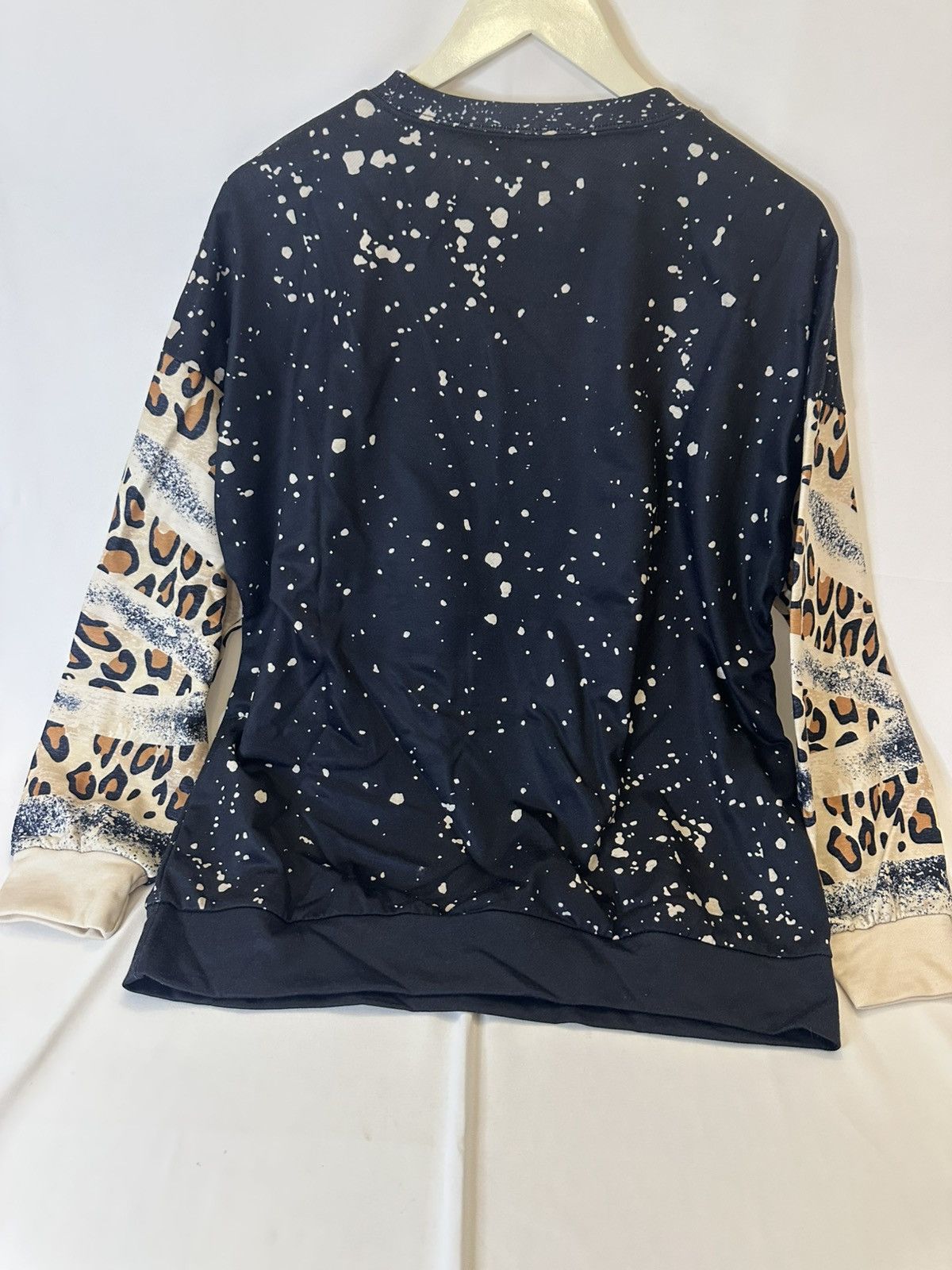Other Boutique Leopard Color Block Pullover holiday Crewneck Nwt Size M / US 6-8 / IT 42-44 - 4 Thumbnail