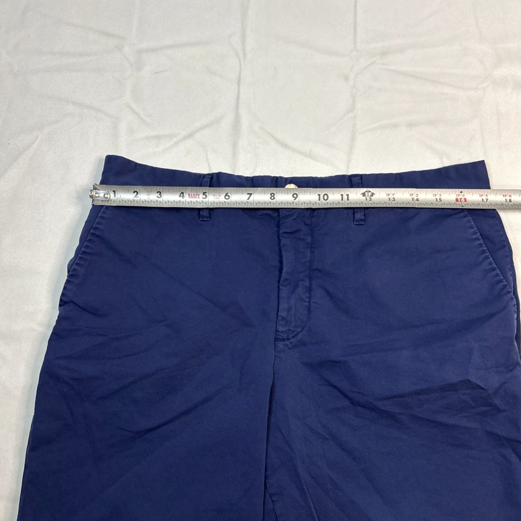 Robert Graham Robert Graham Chino Shorts Men’s 34 Waist Blue Mens Regular 34 Chino Shorts Robert Graham Blue Men’s 34 Waist Size US 34 / EU 50 - 3 Thumbnail