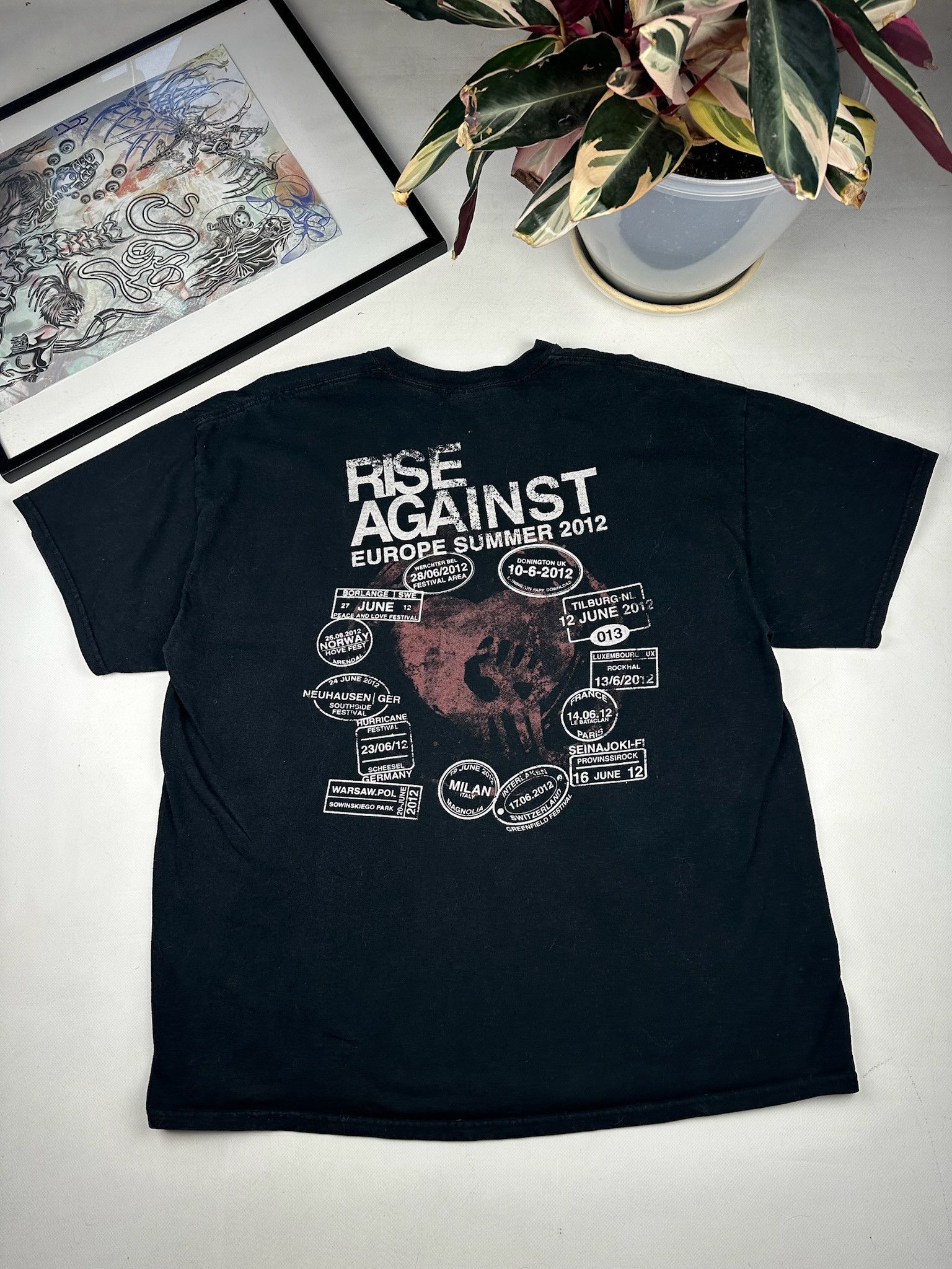 Band Tees Y2k Rise Against Band Tee Size US XL / EU 56 / 4 - 4 Thumbnail