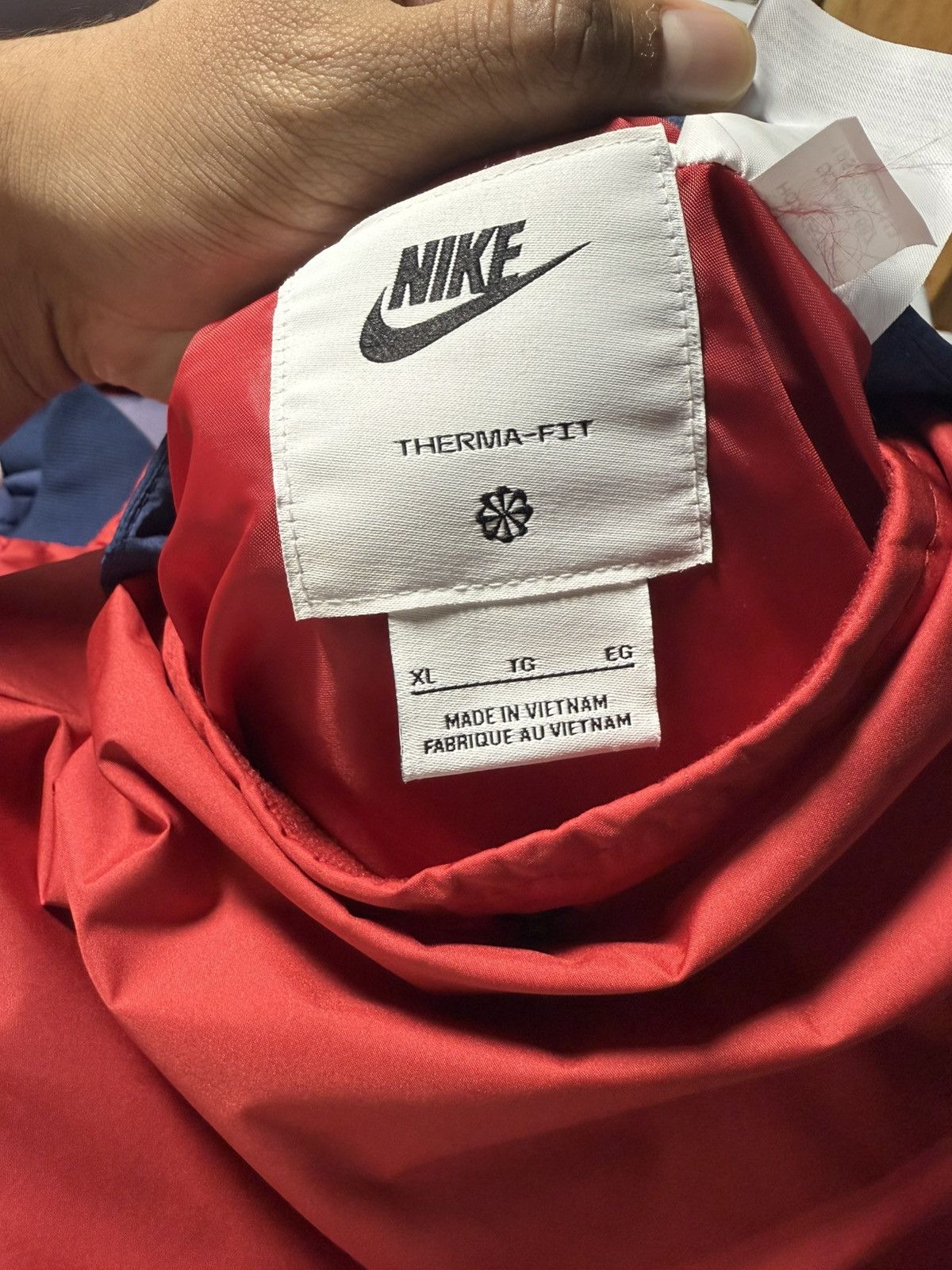 Nike Nike Therma Fit Legacy Reversible Bomber Puffer jacket Size US XL / EU 56 / 4 - 5 Thumbnail