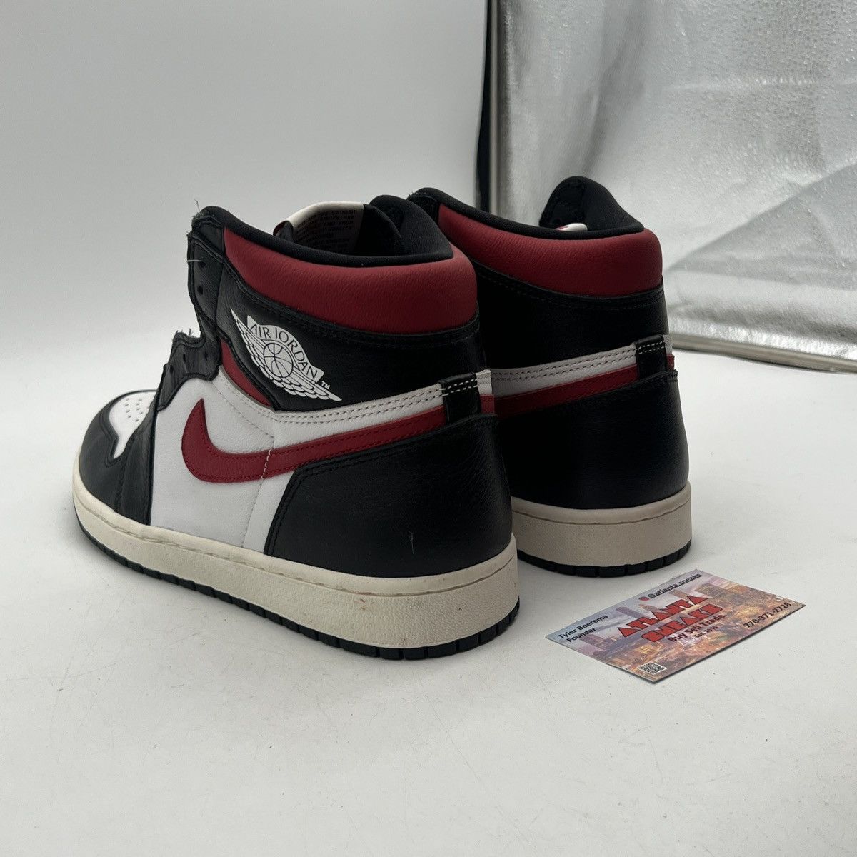 Nike Air Jordan 1 high gym red Size US 9.5 / EU 42-43 - 4 Thumbnail