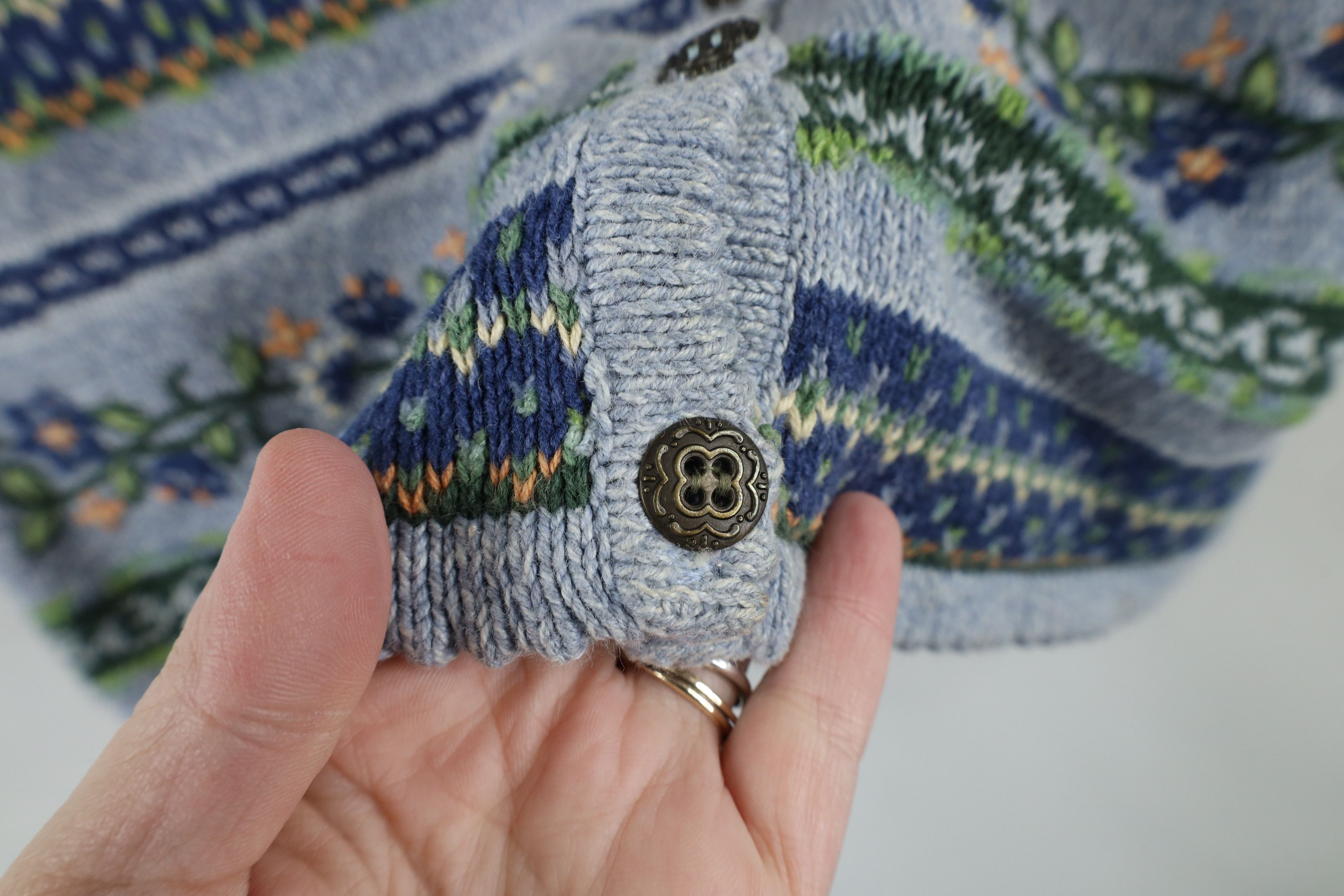 Vintage Vintage 90s Streetwear Embroidered Flower Sweater Vest Size S / US 4 / IT 40 - 8 Thumbnail