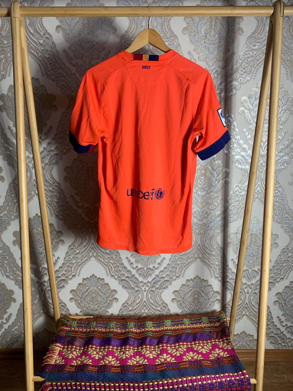 Nike VERY RARE NIKE FC BARCELONA SPAIN SOCCER JERSEY RETRO Y2K Size US M / EU 48-50 / 2 - 11 Thumbnail