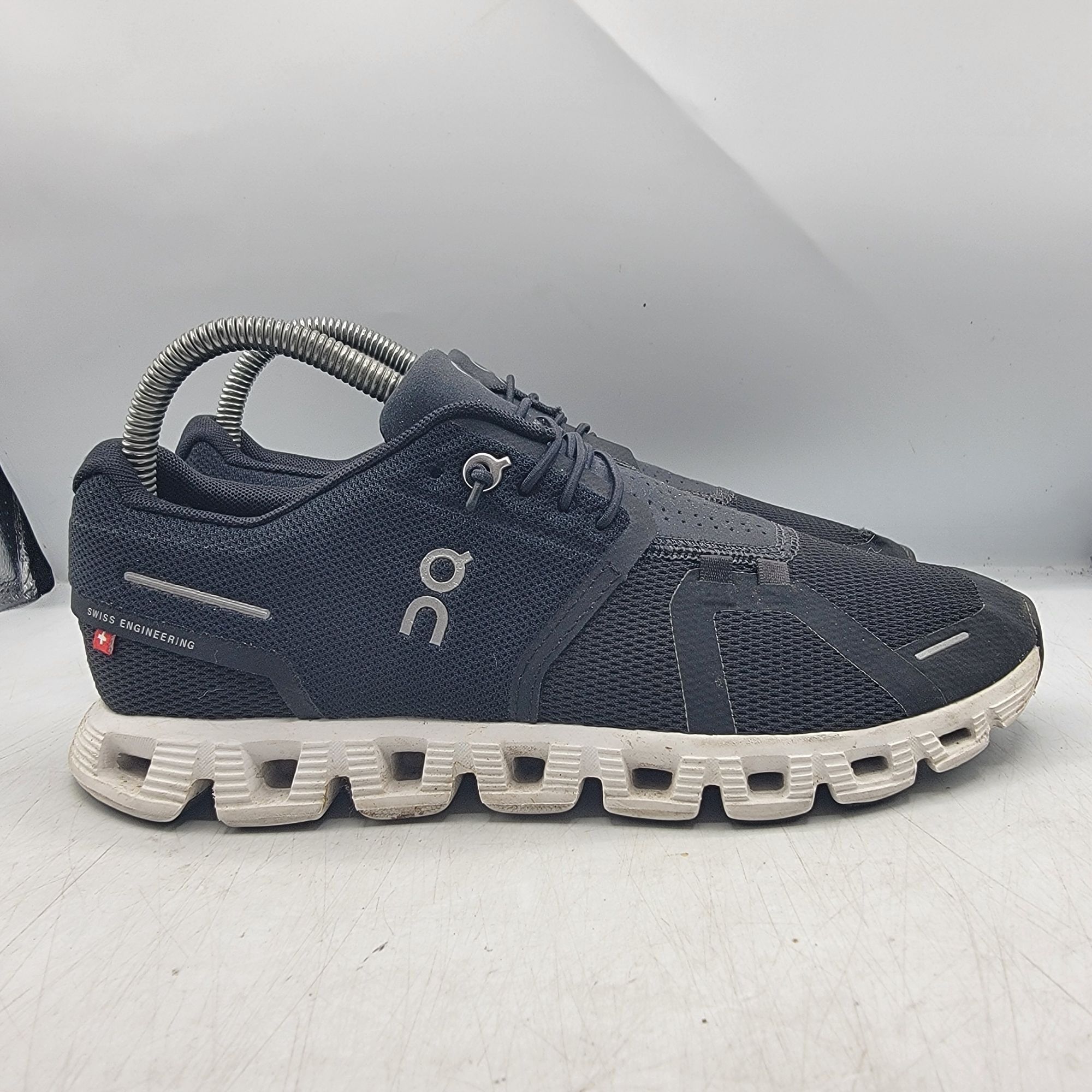 On On Cloud 5 Womens 7.5 Black Running Shoes Athletic Causal Co Size US 7.5 / IT 37.5 - 14 Thumbnail