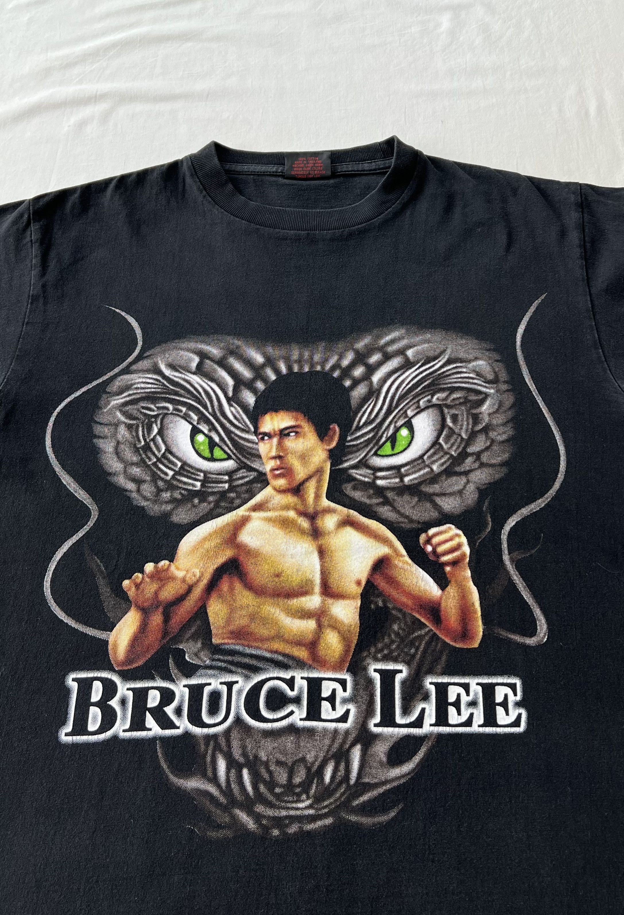Vintage Vintage 90s Bruce Lee Dragon Movie Actor Black T-shirt Size US M / EU 48-50 / 2 - 5 Thumbnail