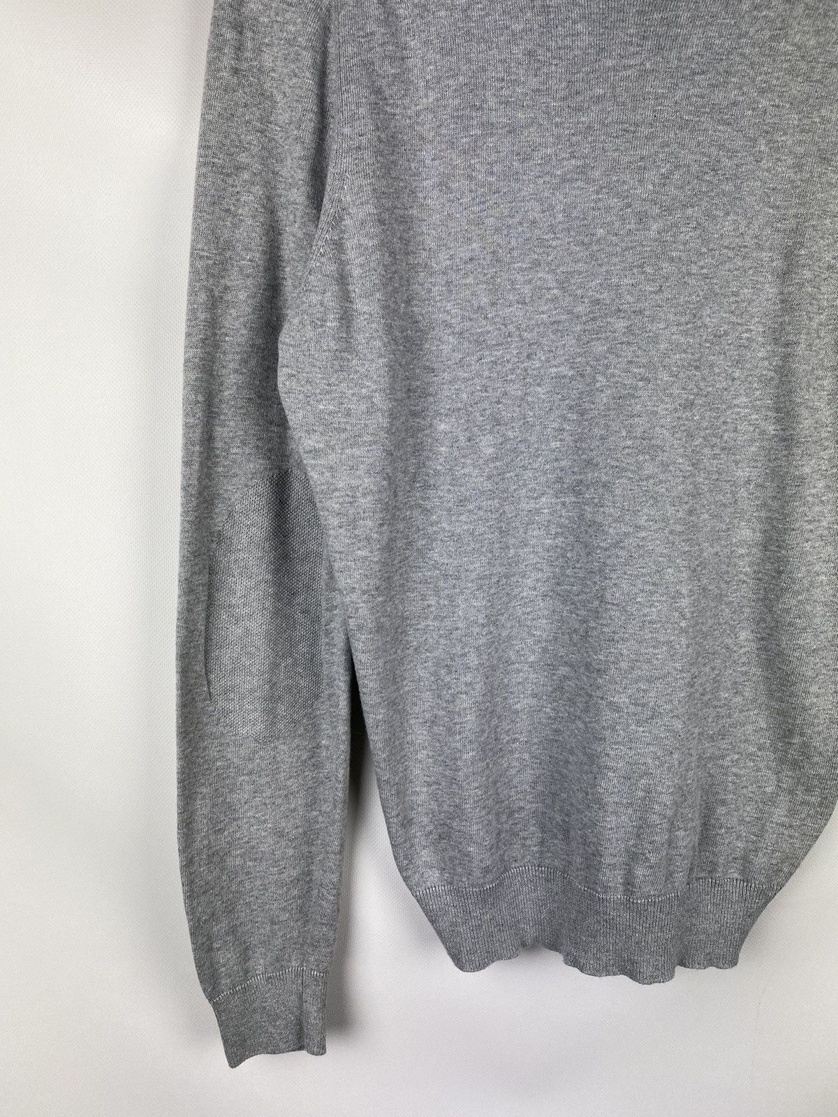 Lacoste Lacoste men’s v-neck sweater pullover size 4 Size US M / EU 48-50 / 2 - 19 Thumbnail