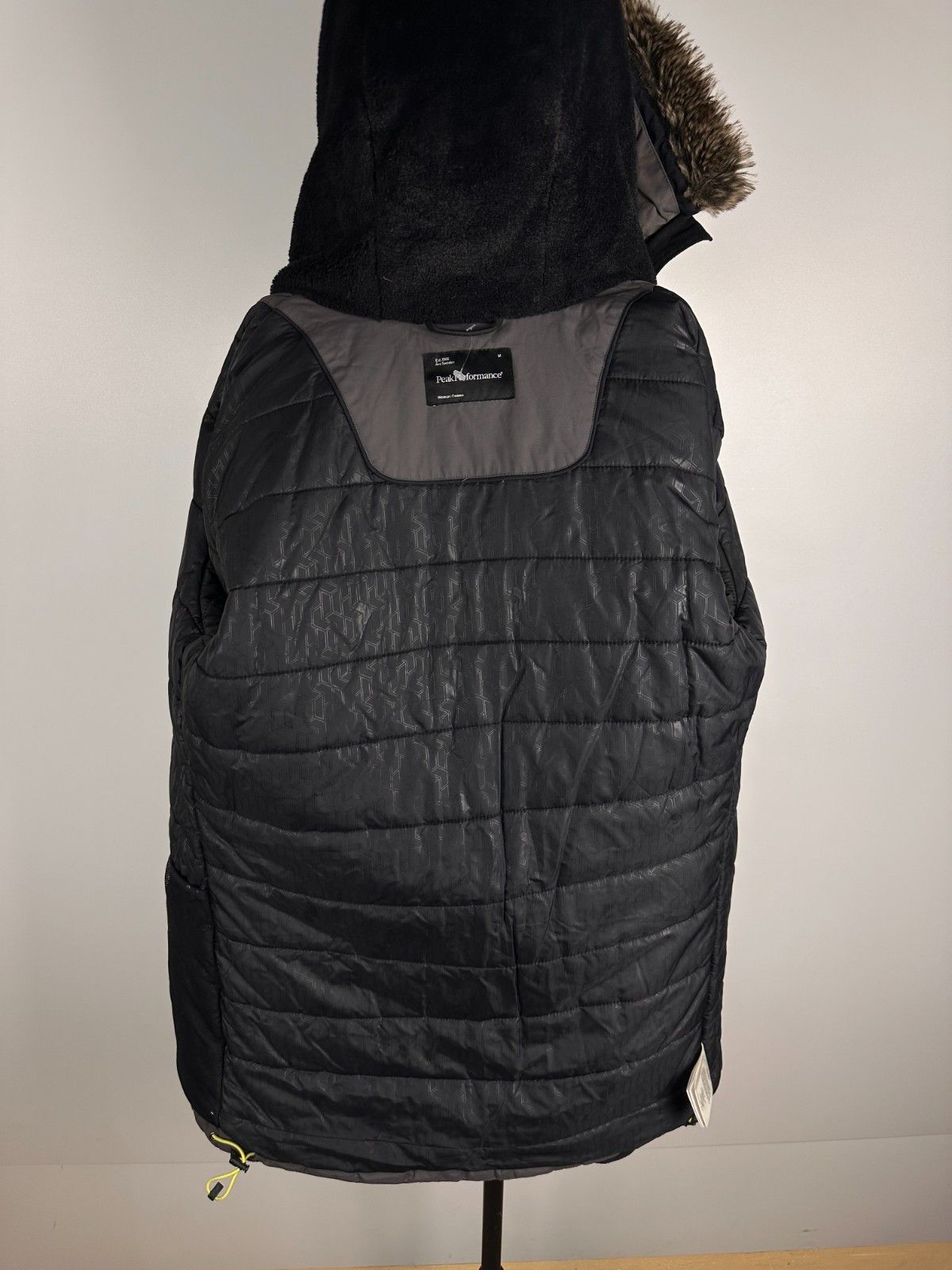 Peak Performance Peak Performance Klond Parka Winter Jacket Black Yellow Sz M Size M / US 6-8 / IT 42-44 - 8 Thumbnail