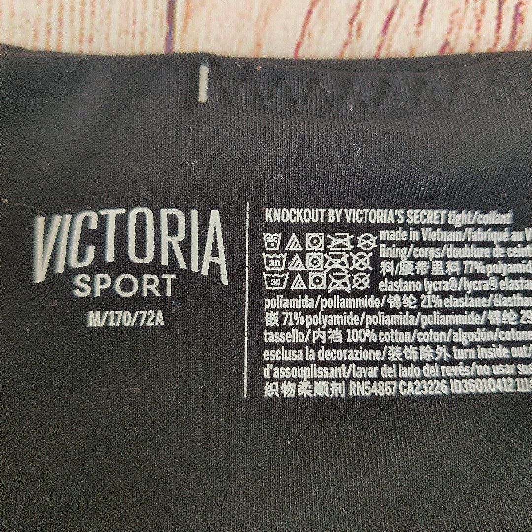 Victoria's Secret Victoria Sport Knockout Metallic Mesh Panel Tights sz M Size 30" / US 8 / IT 44 - 8 Thumbnail
