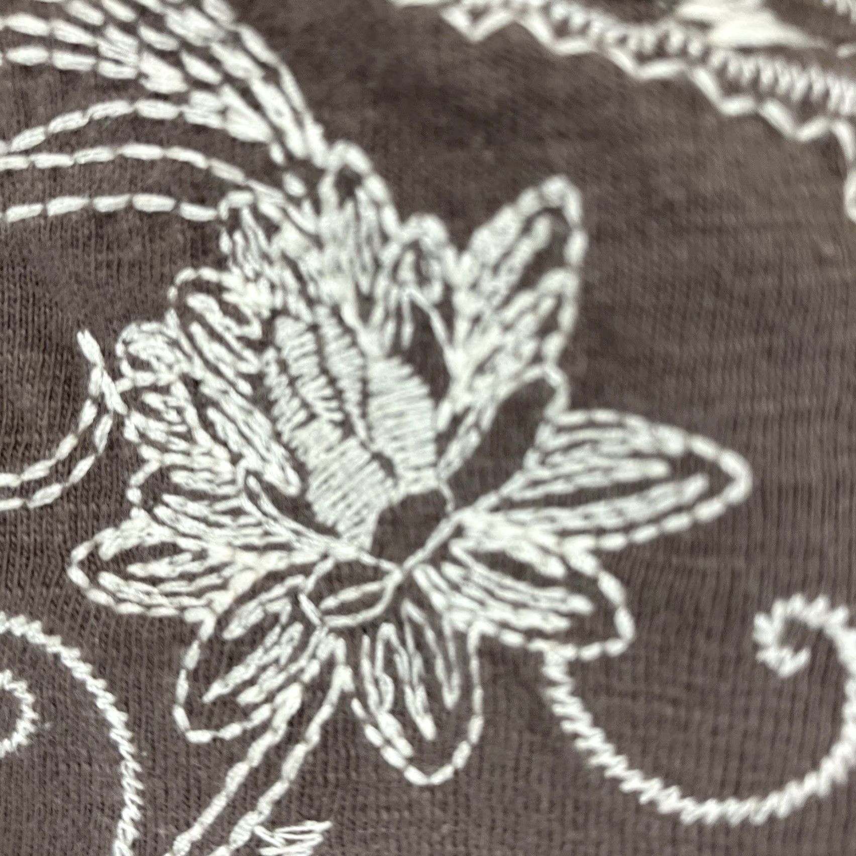 Vintage St. John's Bay Women's T-Shirt 1X Brown Embroidered Daisy Knit Top 100% Cotton Short Sleeve Pullover All Seasons Womens Size XL / US 12-14 / IT 48-50 - 7 Thumbnail
