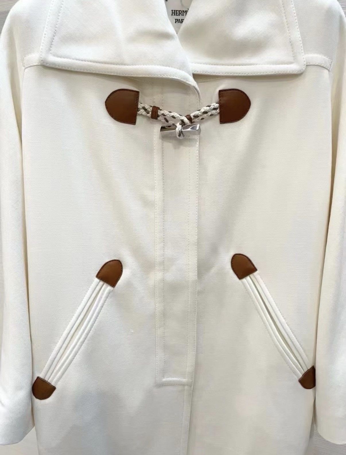 Hermes Hermès Horn Button Mid-Length Wool Coat J33 Size XS / US 0-2 / IT 36-38 - 4 Thumbnail