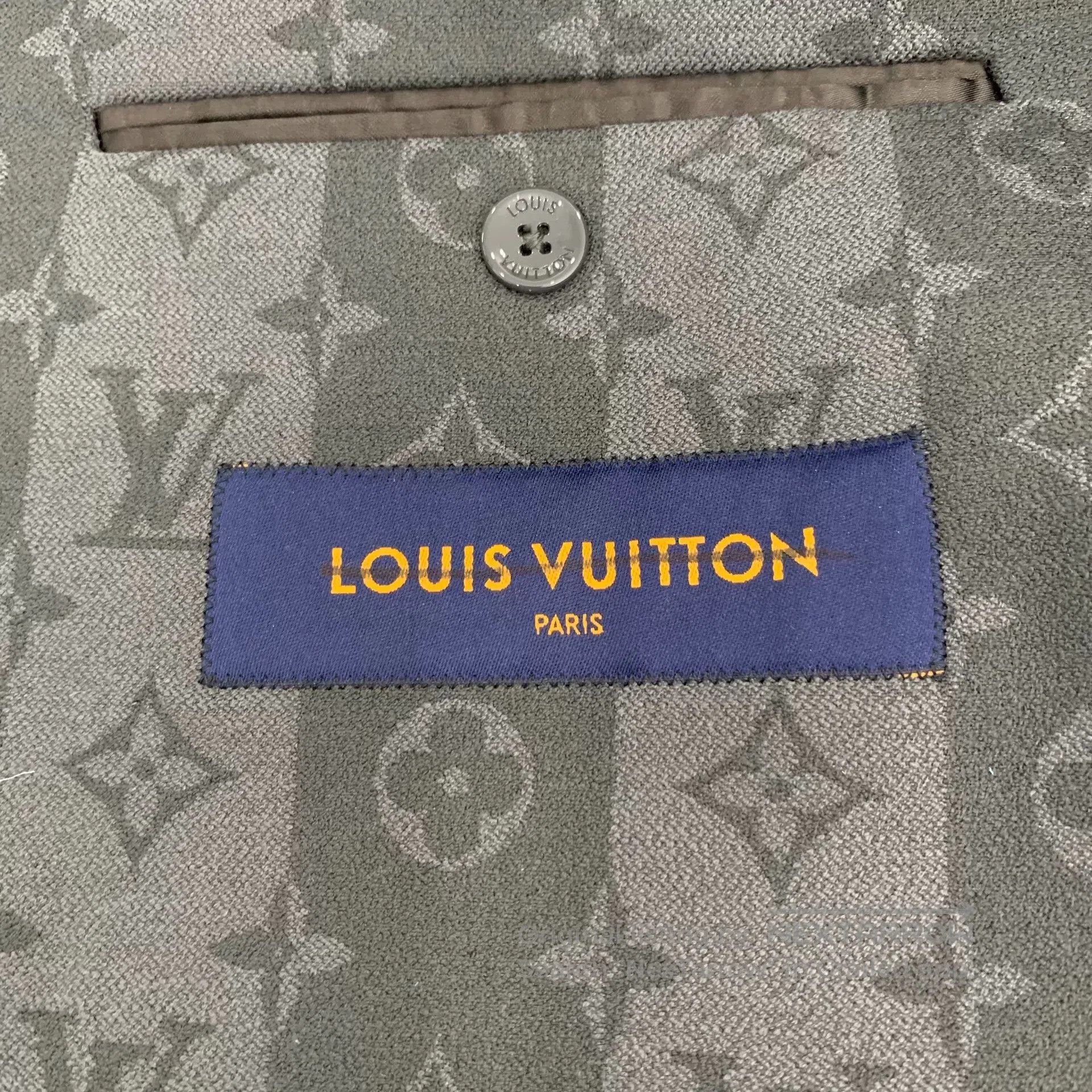 Louis Vuitton louis vuitton gray logo wool blazer jacket. Size US L / EU 52-54 / 3 - 5 Thumbnail