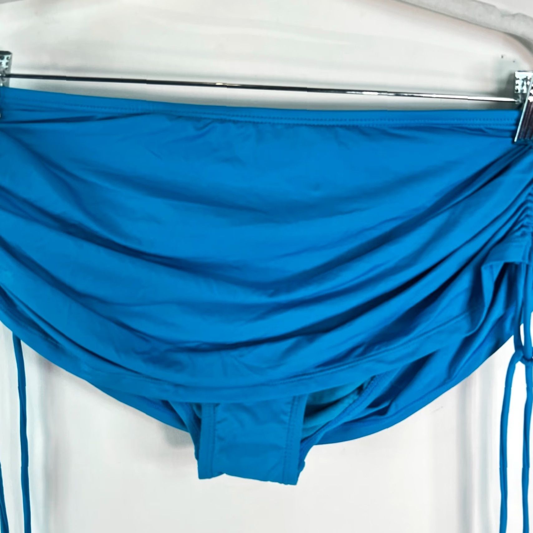 Apt. 9 VINTAGE Apt. 9 Womens Bikini Bottom Swimwear 12 Blue Solid Beach Hipster Comfortable Fit Size 34" / US 12 / IT 48 - 2 Thumbnail