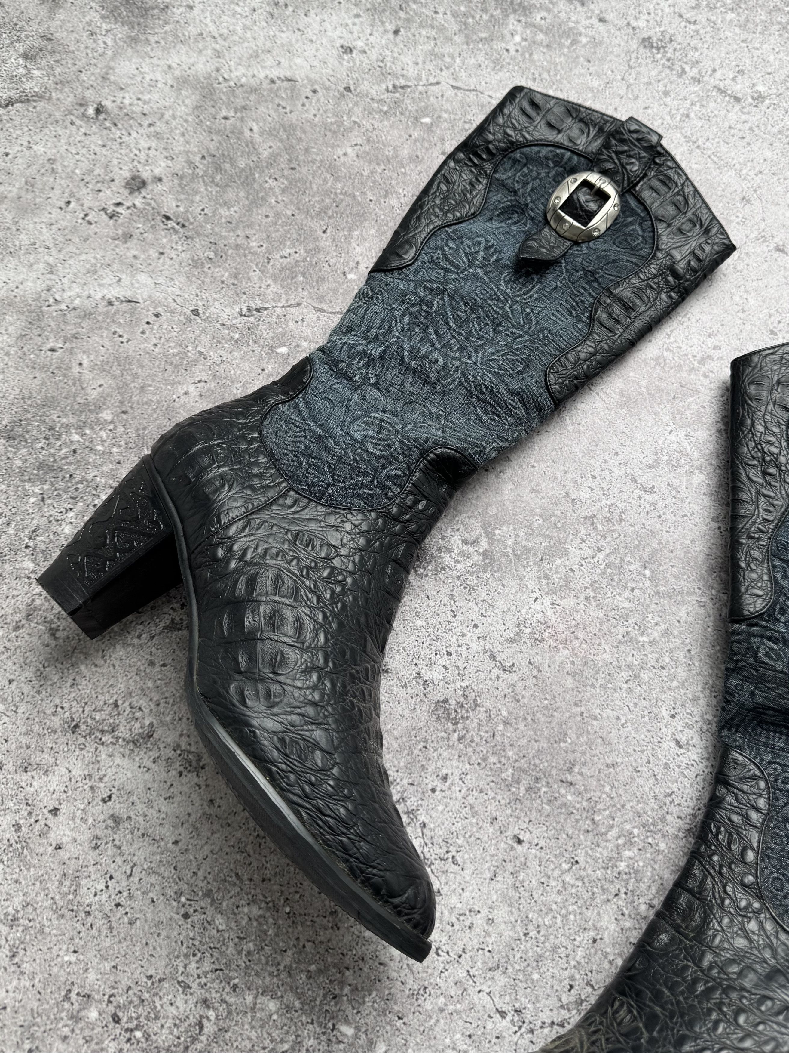 Vintage Vintage Printed Leather Boots With Belt C2(V496) Size US 7 / IT 37 - 2 Thumbnail